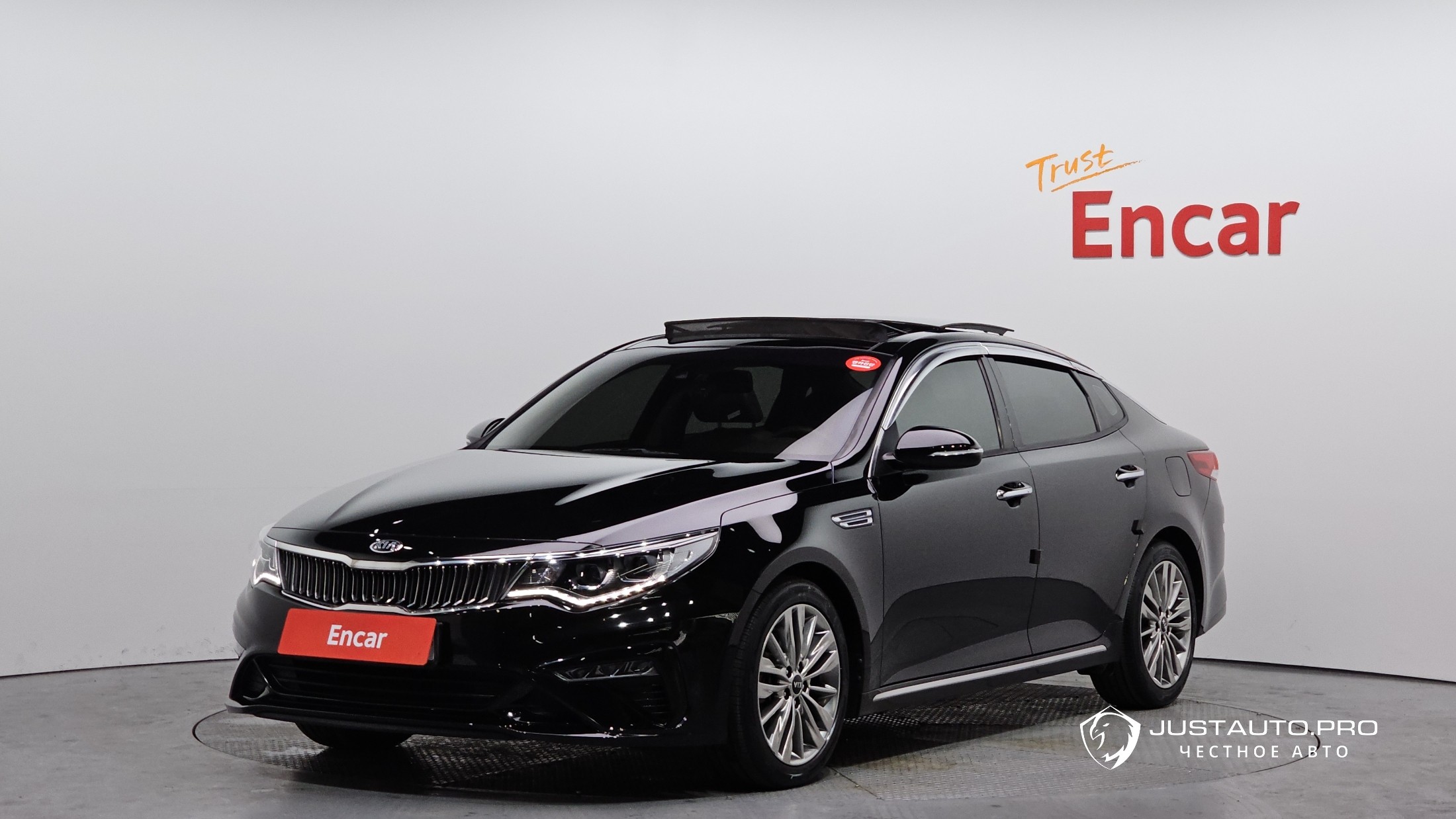 Автомобиль Kia K5