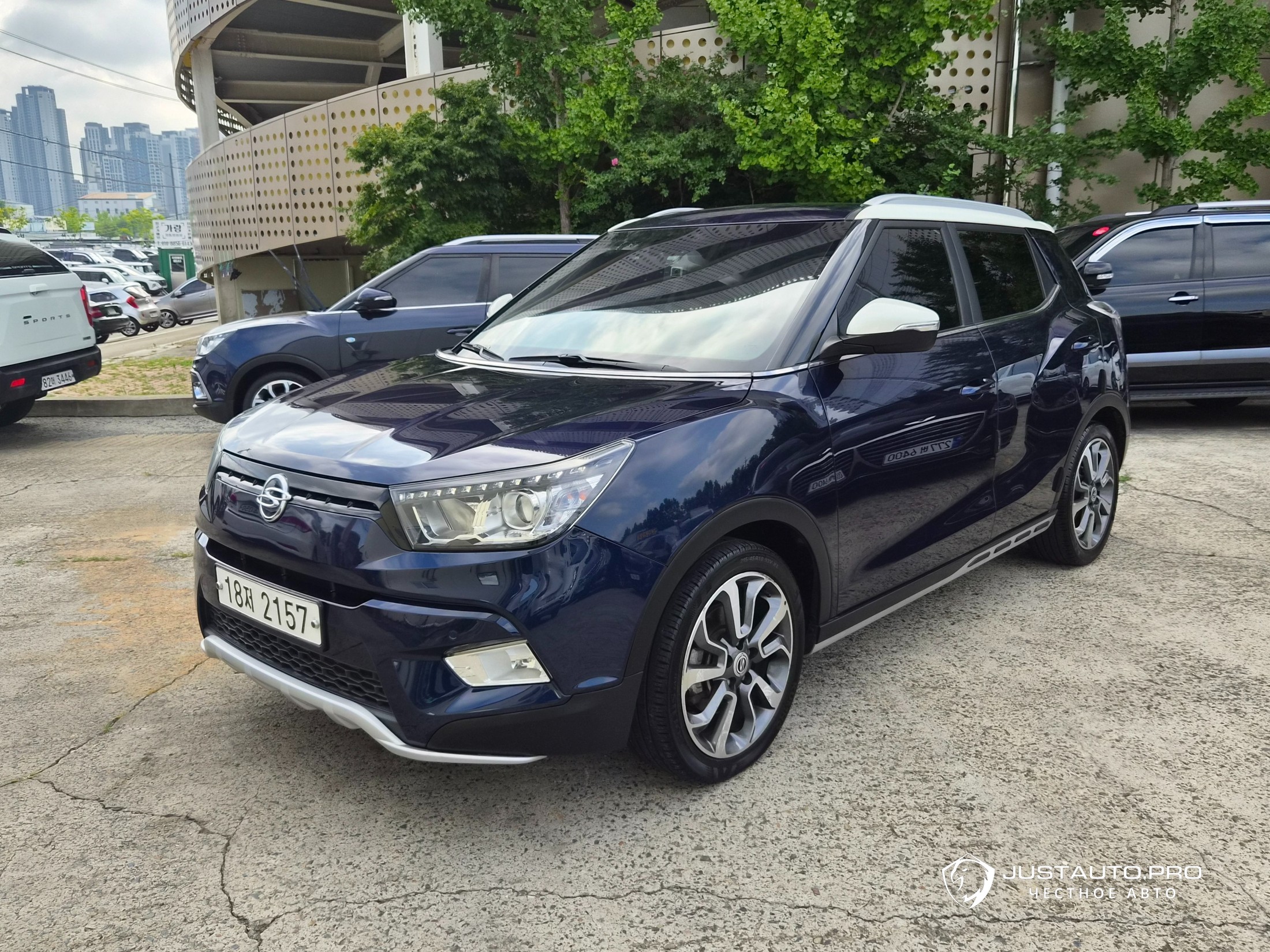 Автомобиль KG_Mobility_Ssangyong TIBOLI