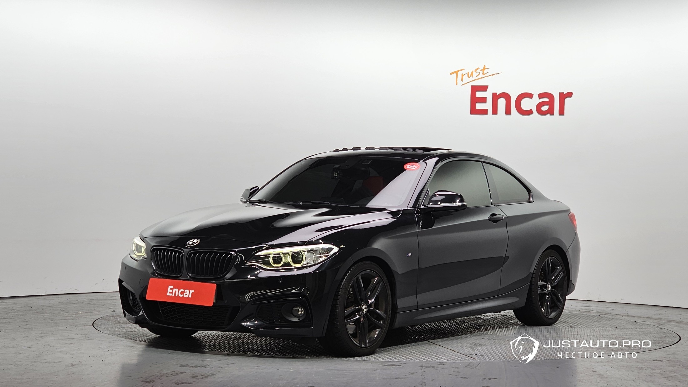 Автомобиль BMW 2-Series