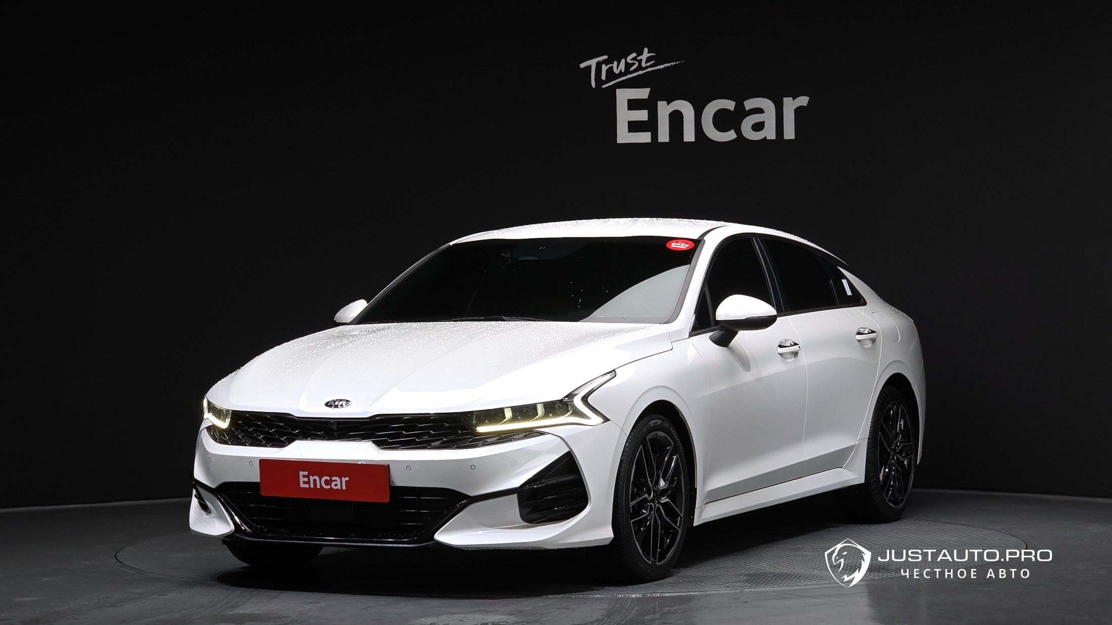 Автомобиль Kia K5