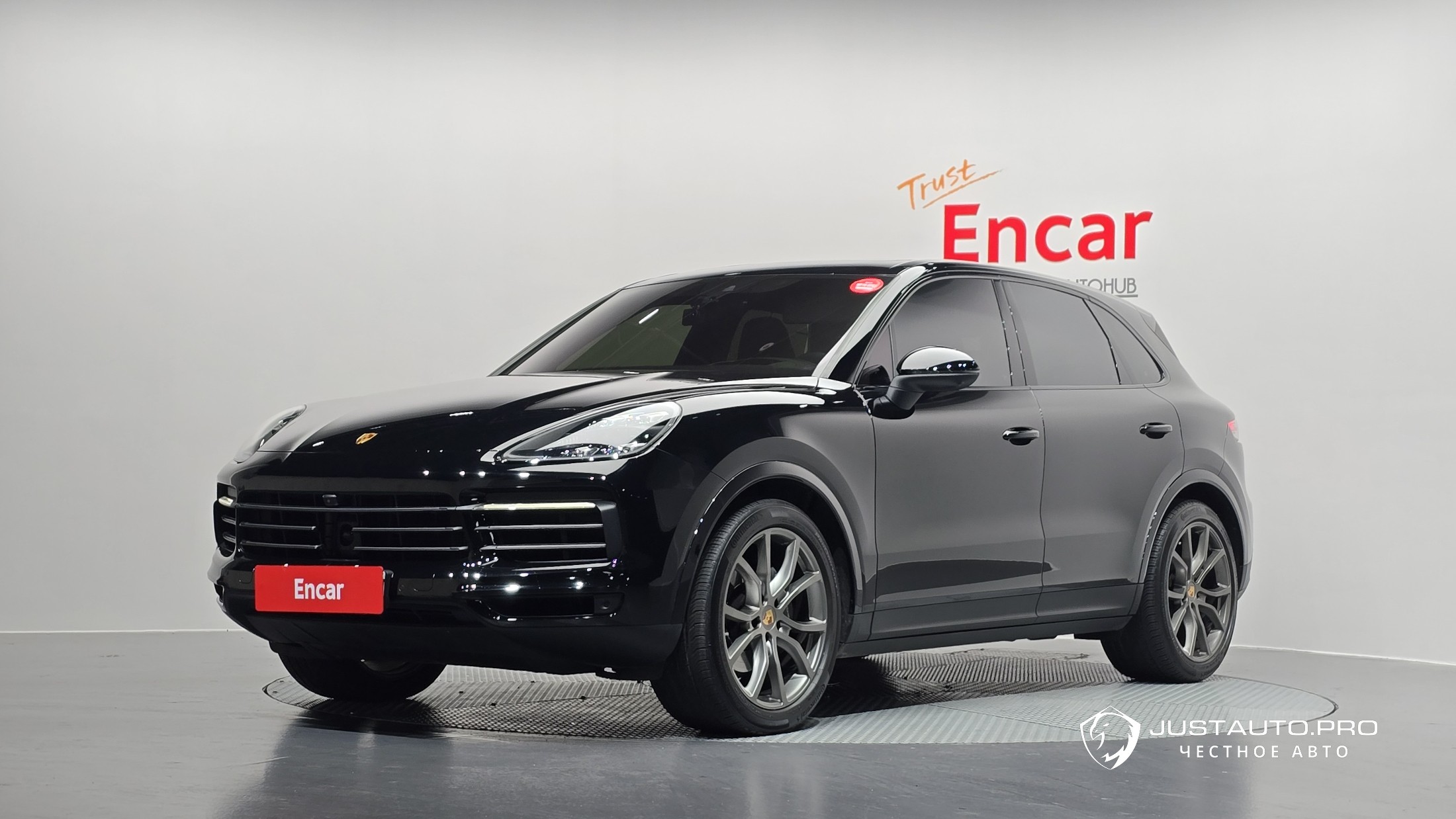Автомобиль Porsche Cayenne