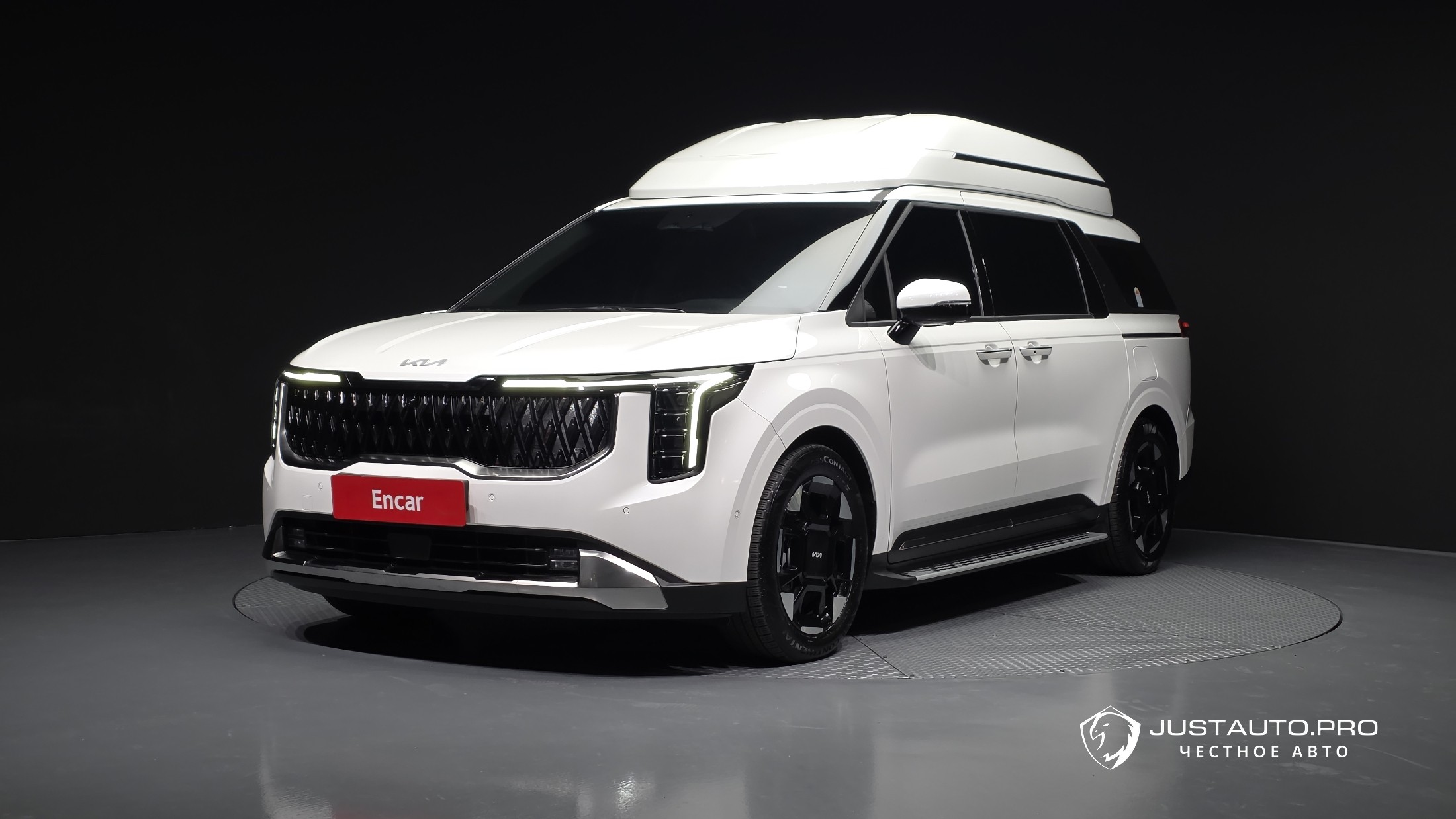 Автомобиль Kia Canival