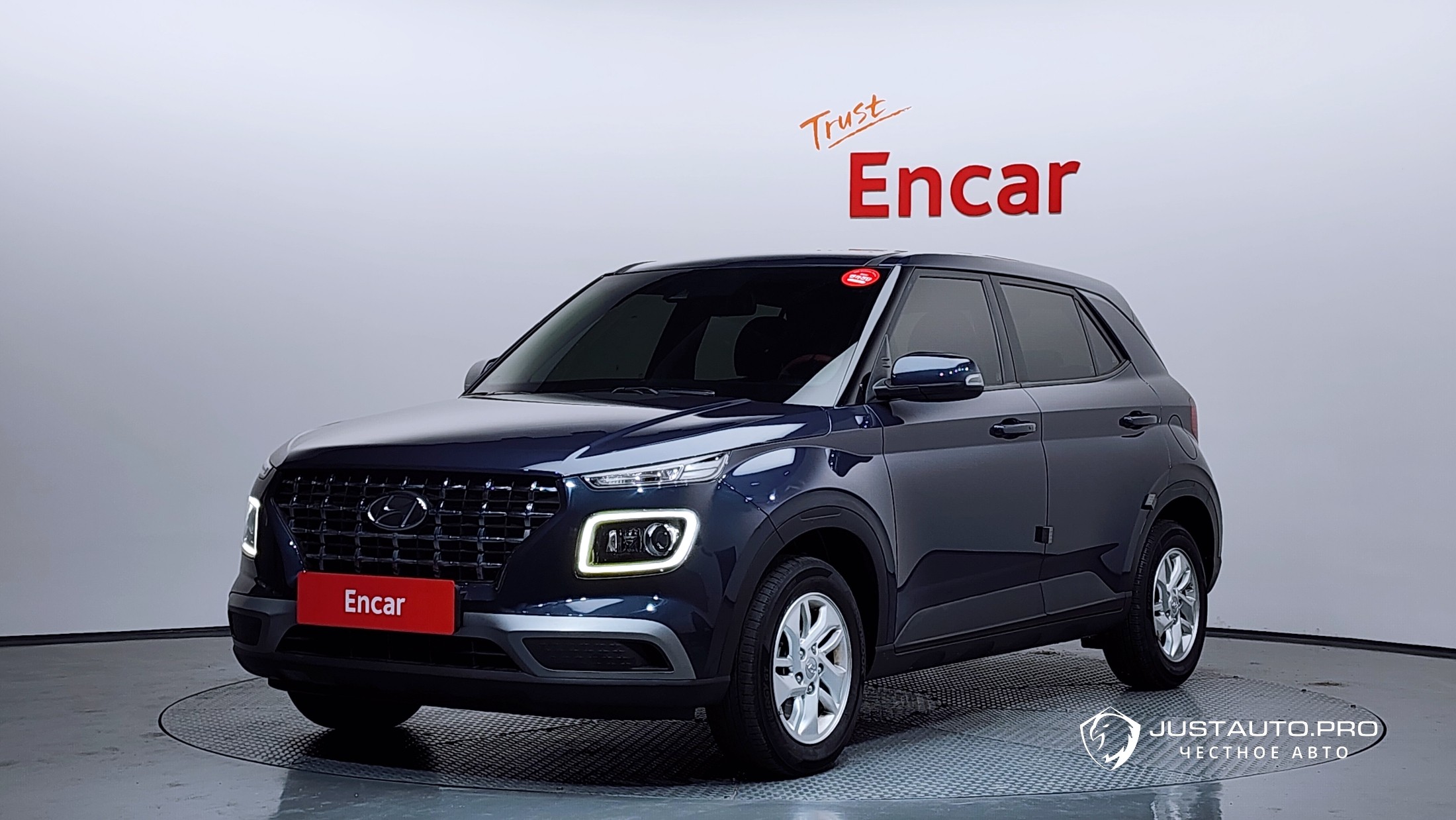 Автомобиль Hyundai Venue