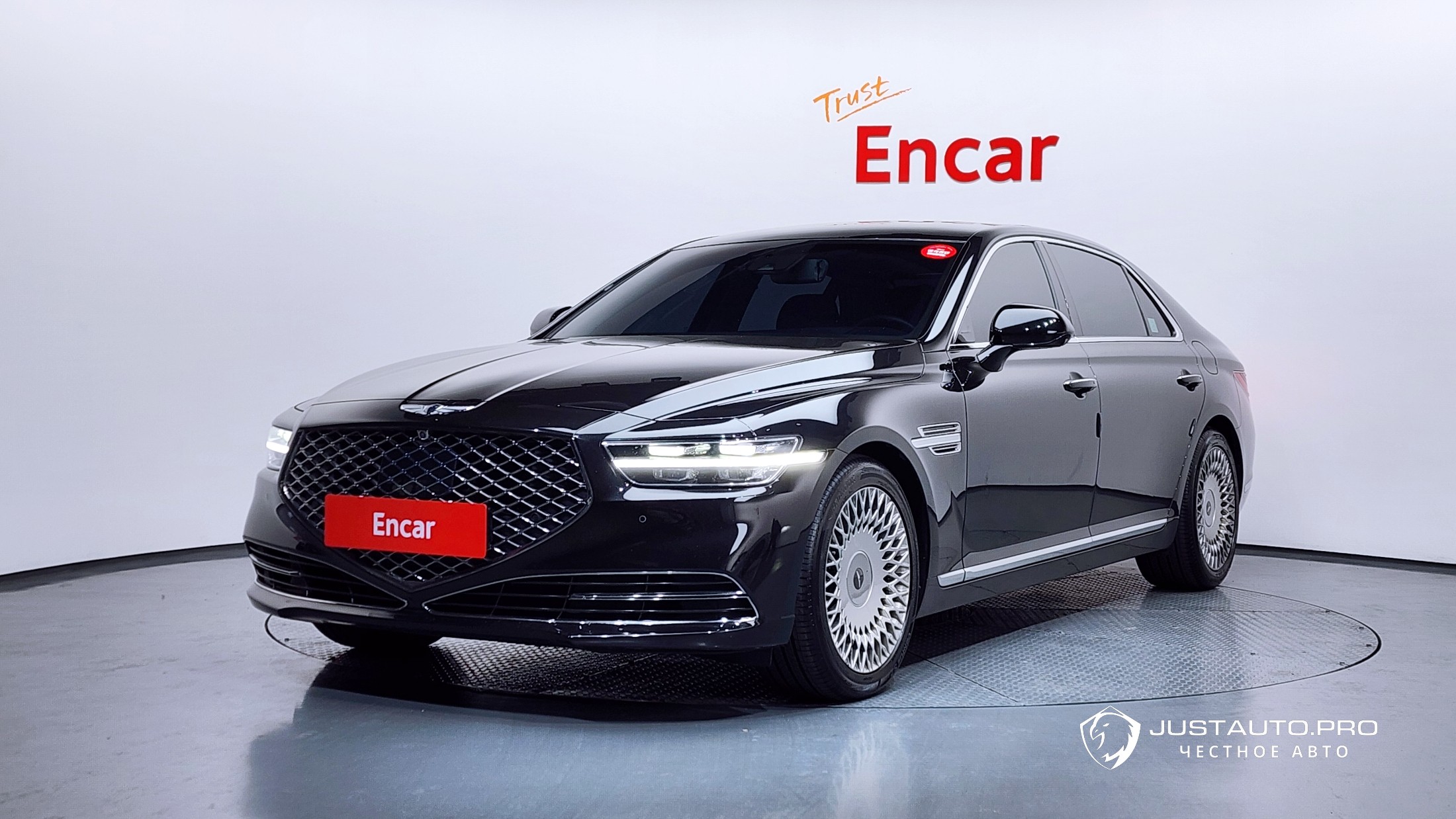 Автомобиль Genesis G90