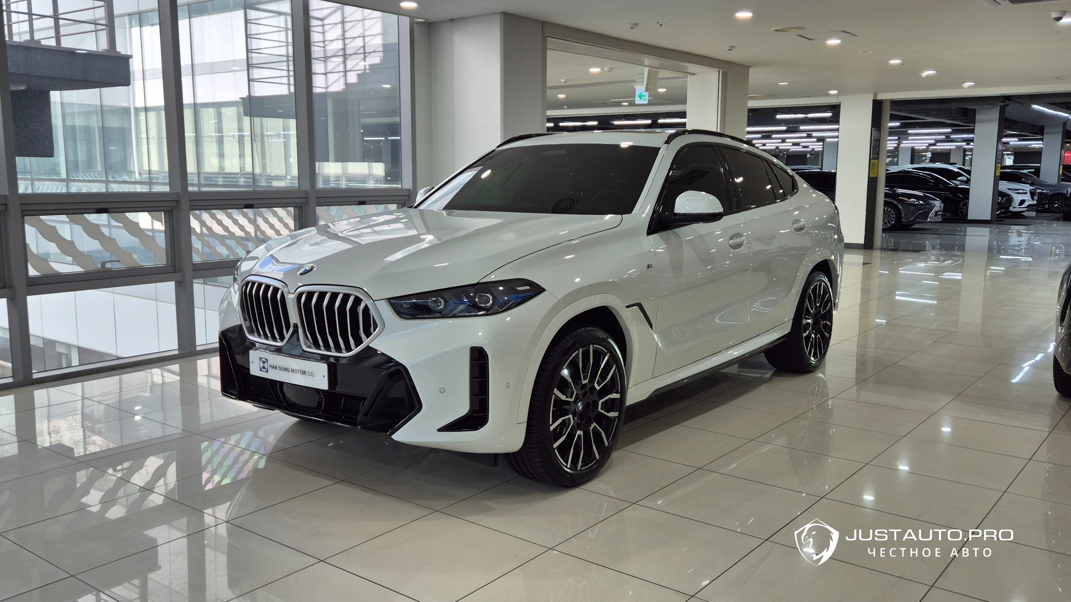 Автомобиль BMW X6