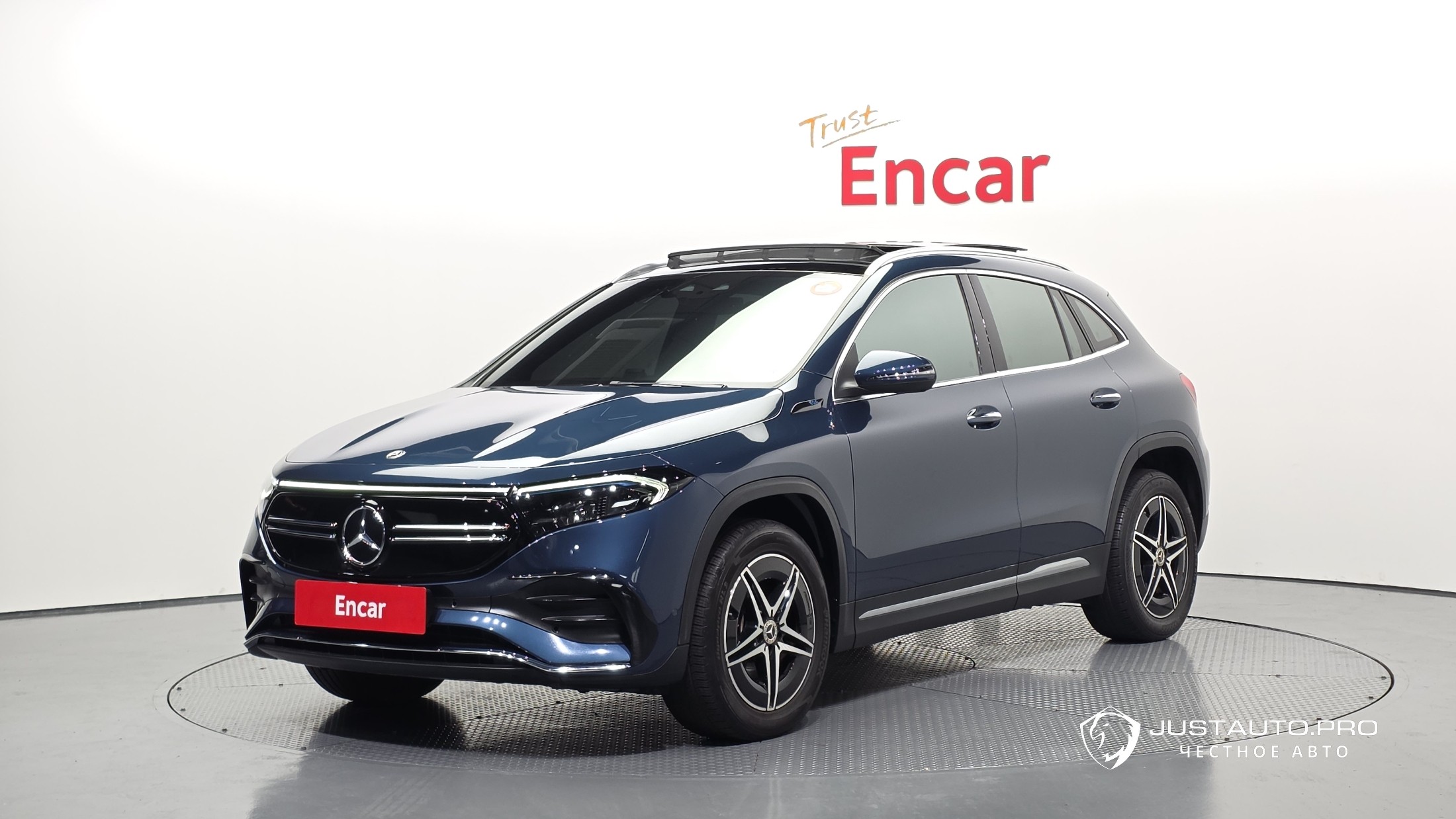 Автомобиль Mercedes-Benz EQA