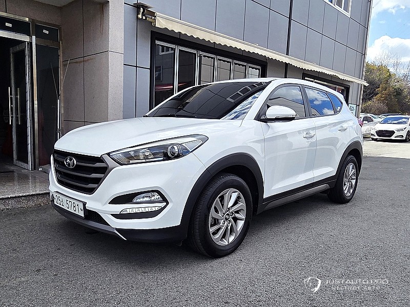 Автомобиль Hyundai Tucson