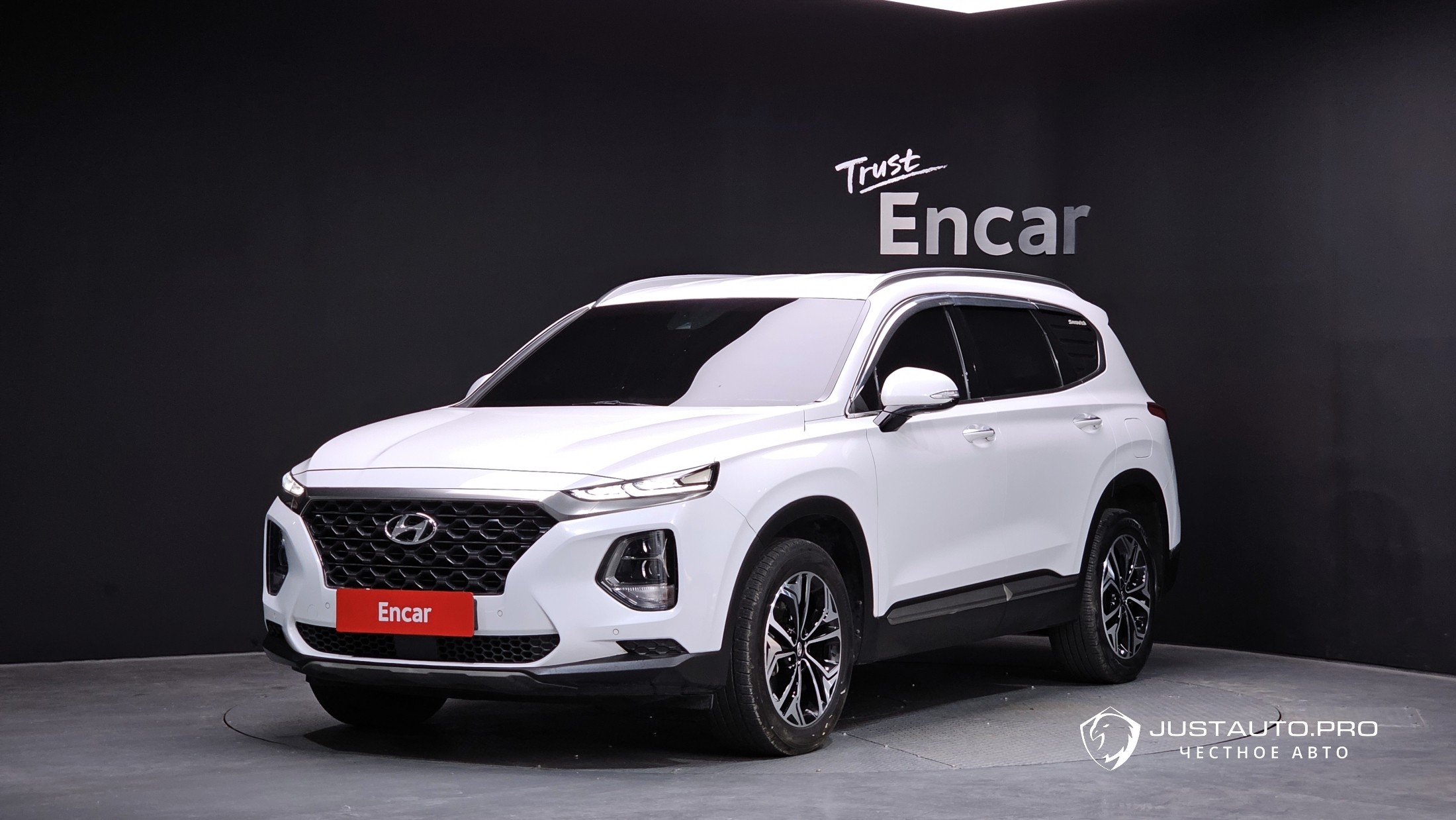 Автомобиль Hyundai Santafe