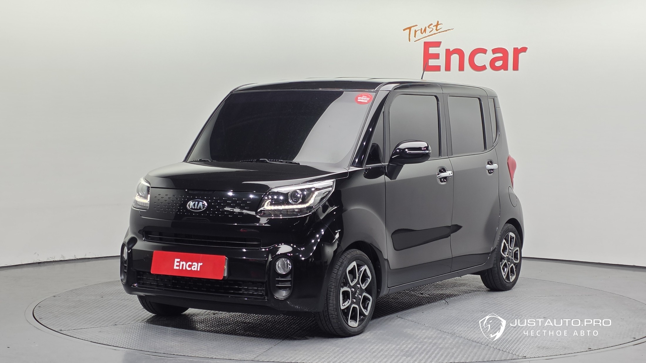 Автомобиль Kia RAY