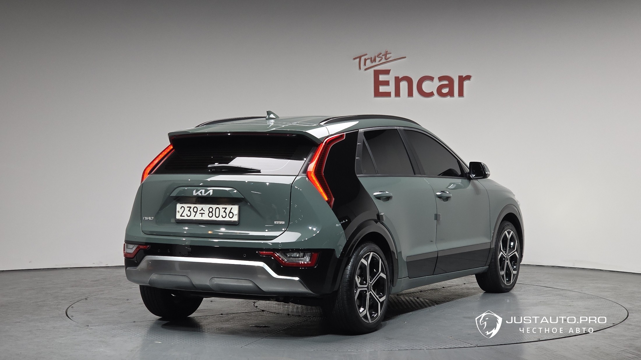 Автомобиль Kia Niro