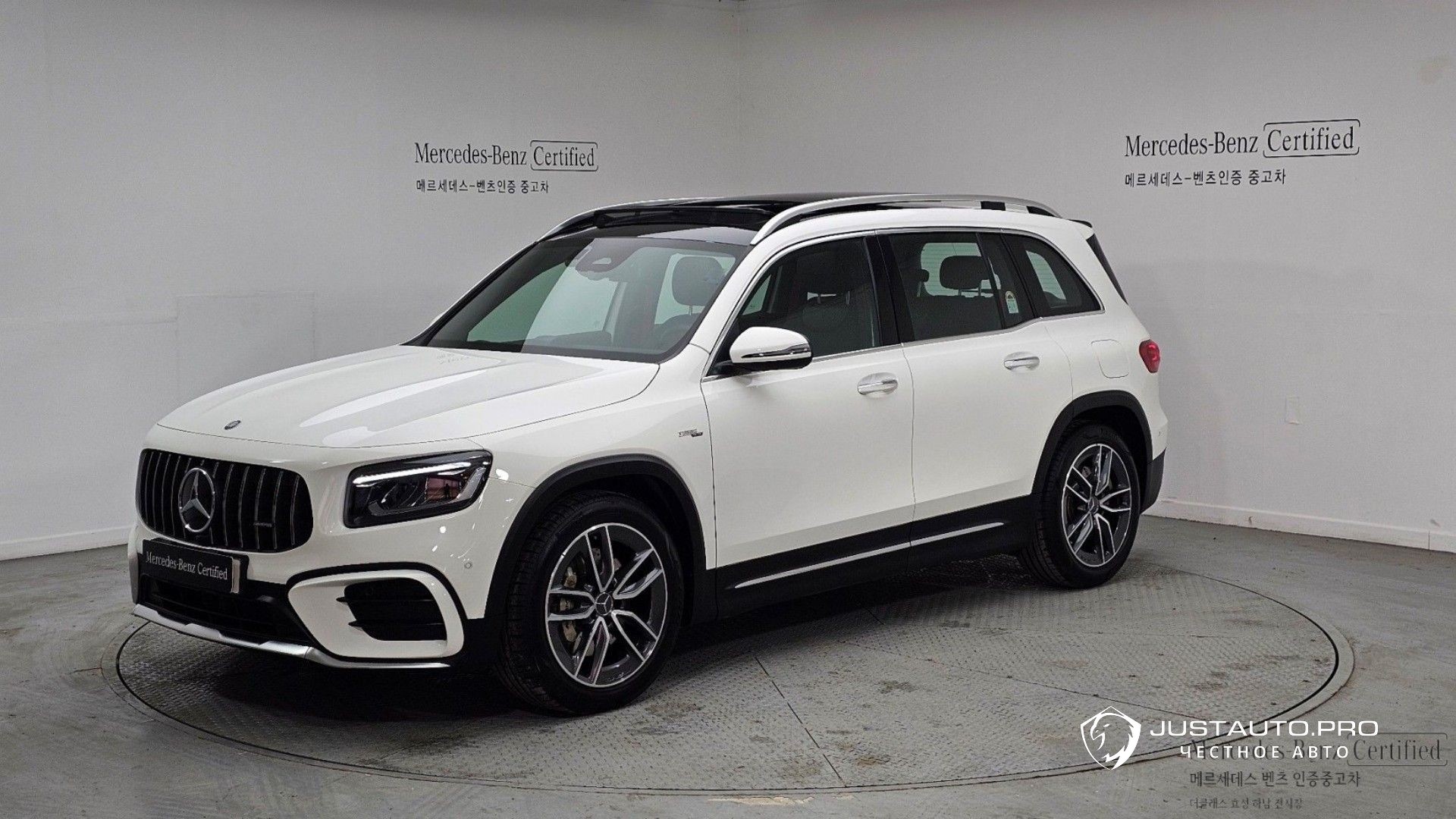 Автомобиль Mercedes-Benz GLB-Class