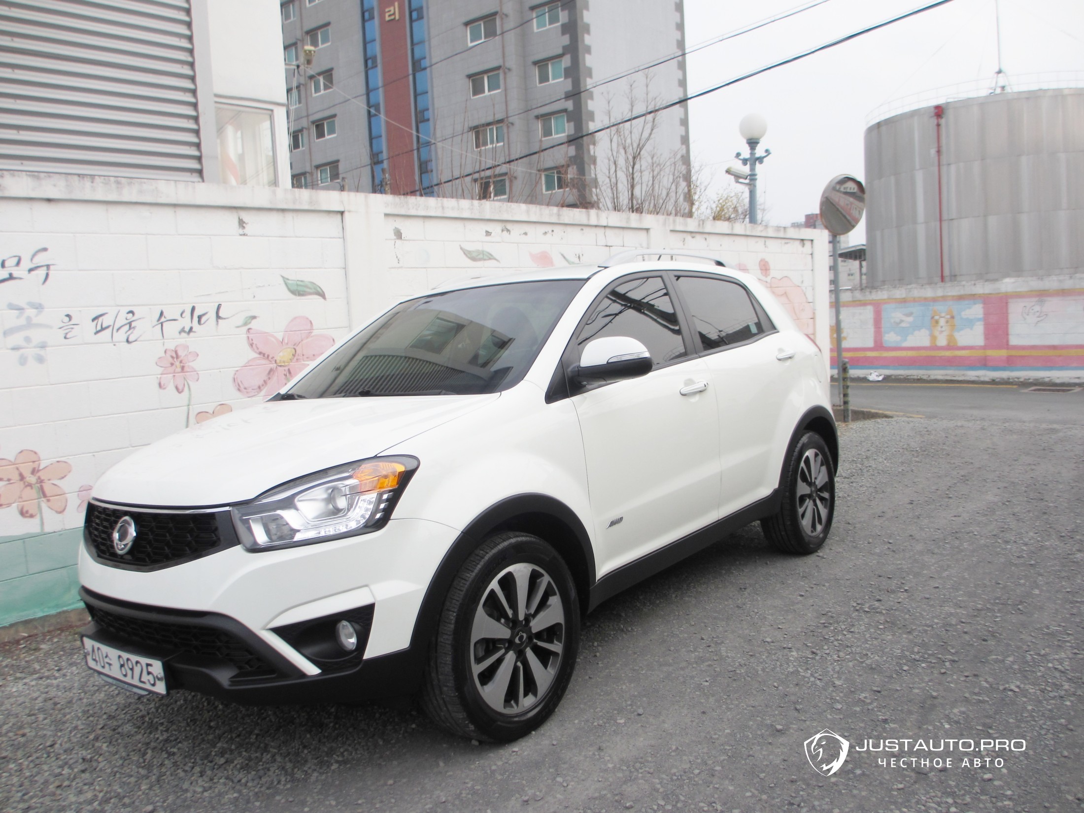 Автомобиль KG_Mobility_Ssangyong KORANDO