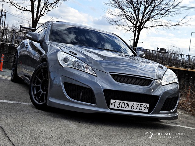 Автомобиль Hyundai Genesis