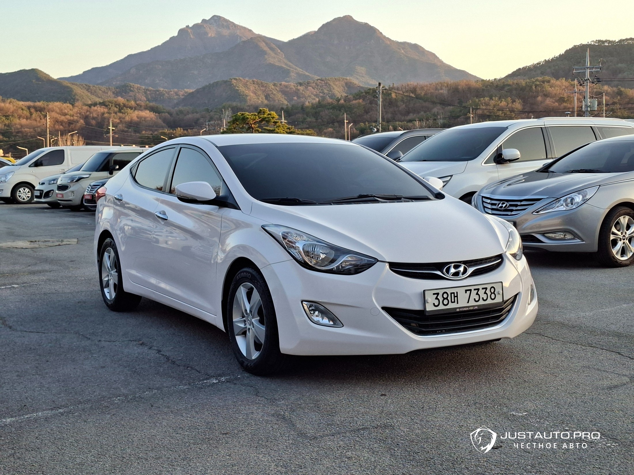 Автомобиль Hyundai AVANTE