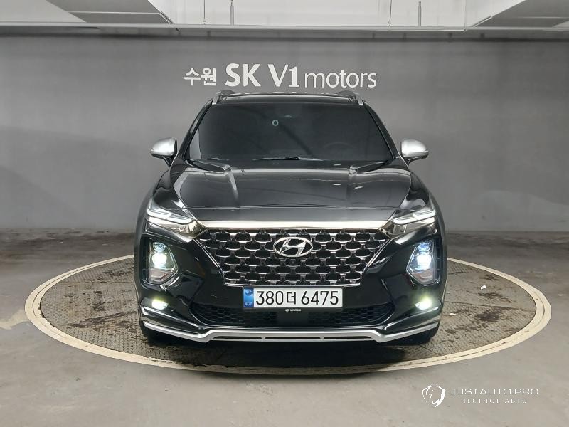 Автомобиль Hyundai Santafe