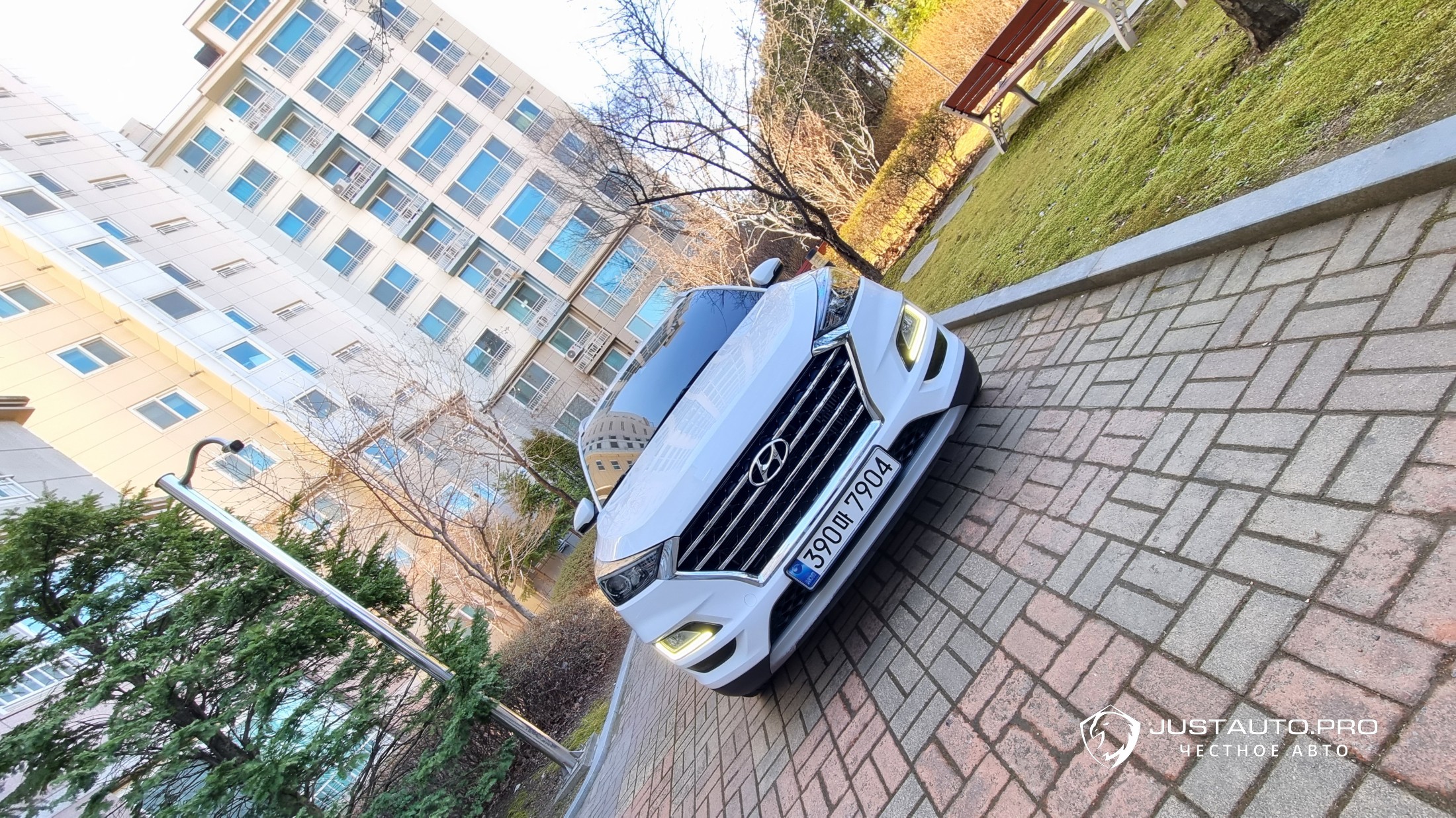 Автомобиль Hyundai Tucson