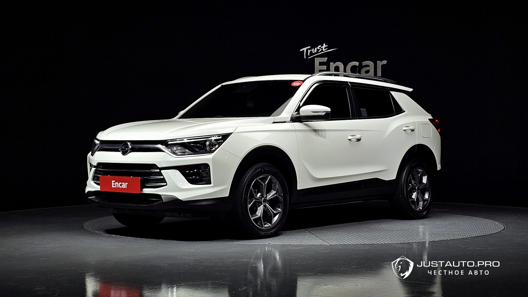 Автомобиль KG_Mobility_Ssangyong KORANDO