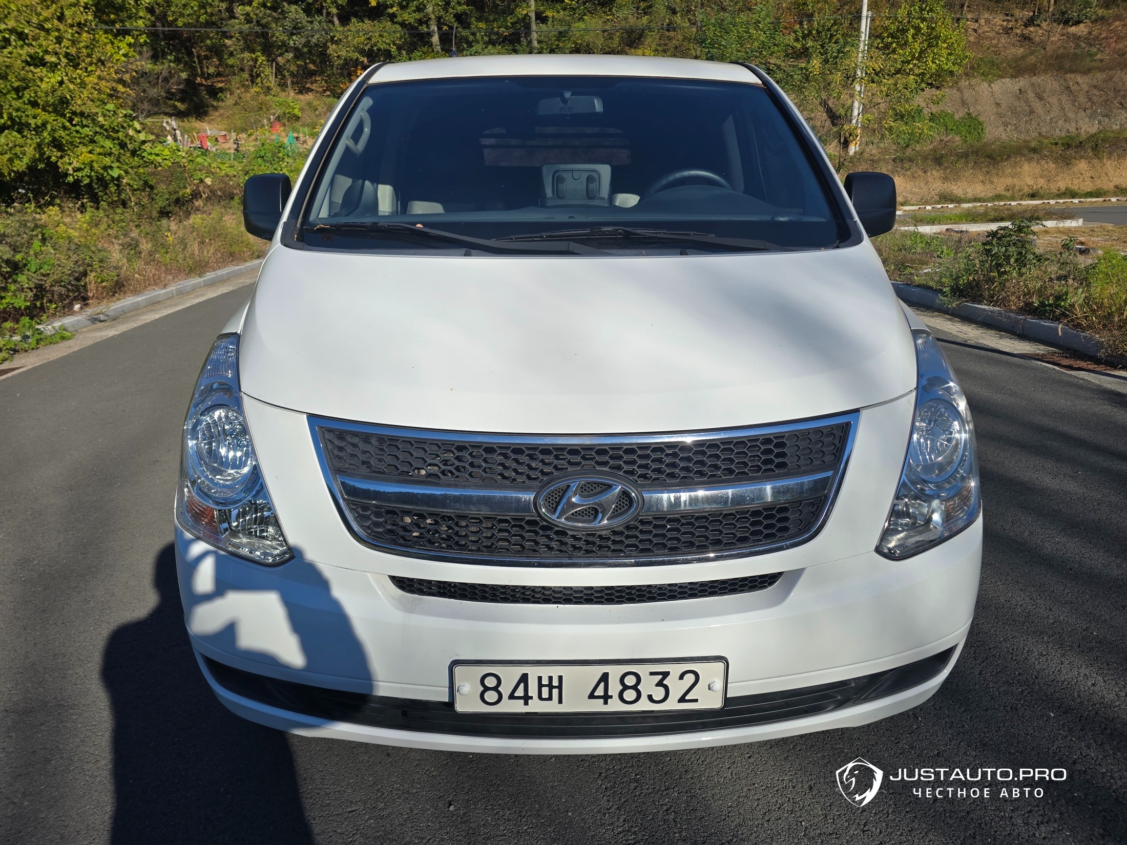 Автомобиль Hyundai Starex