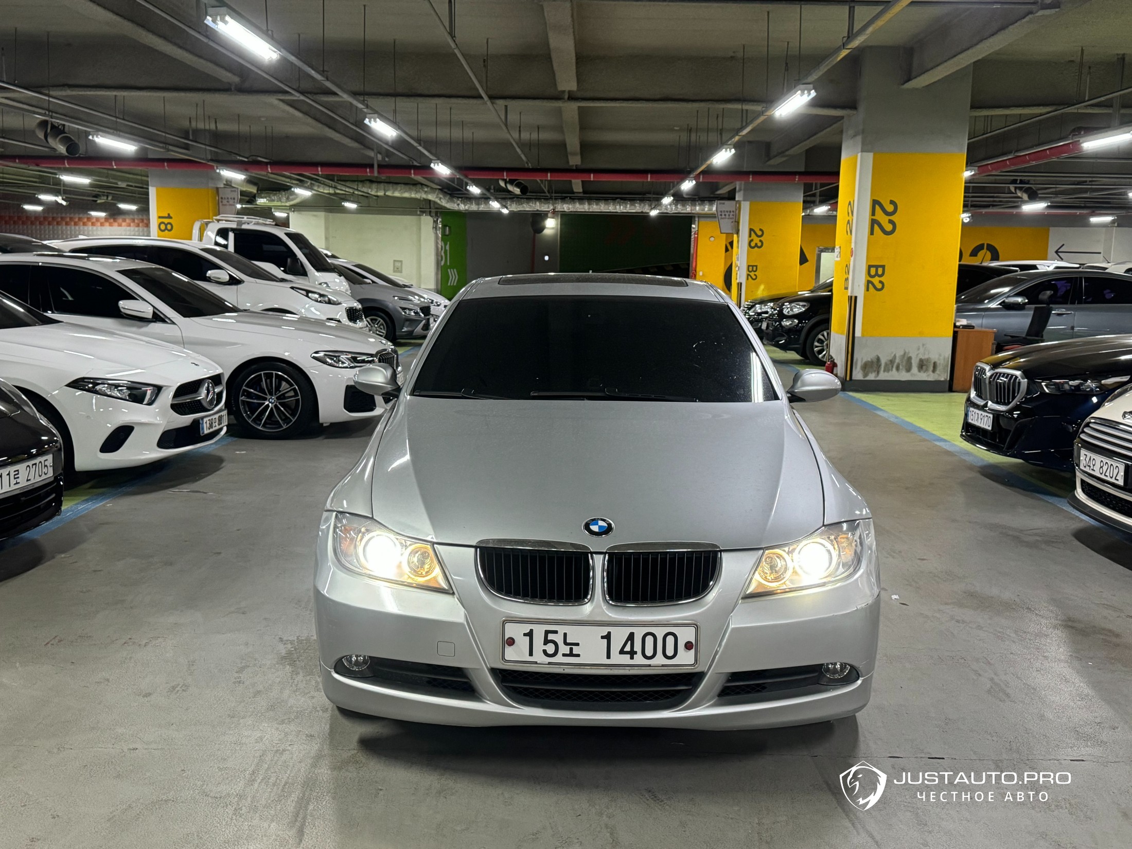 Автомобиль BMW 3-Series