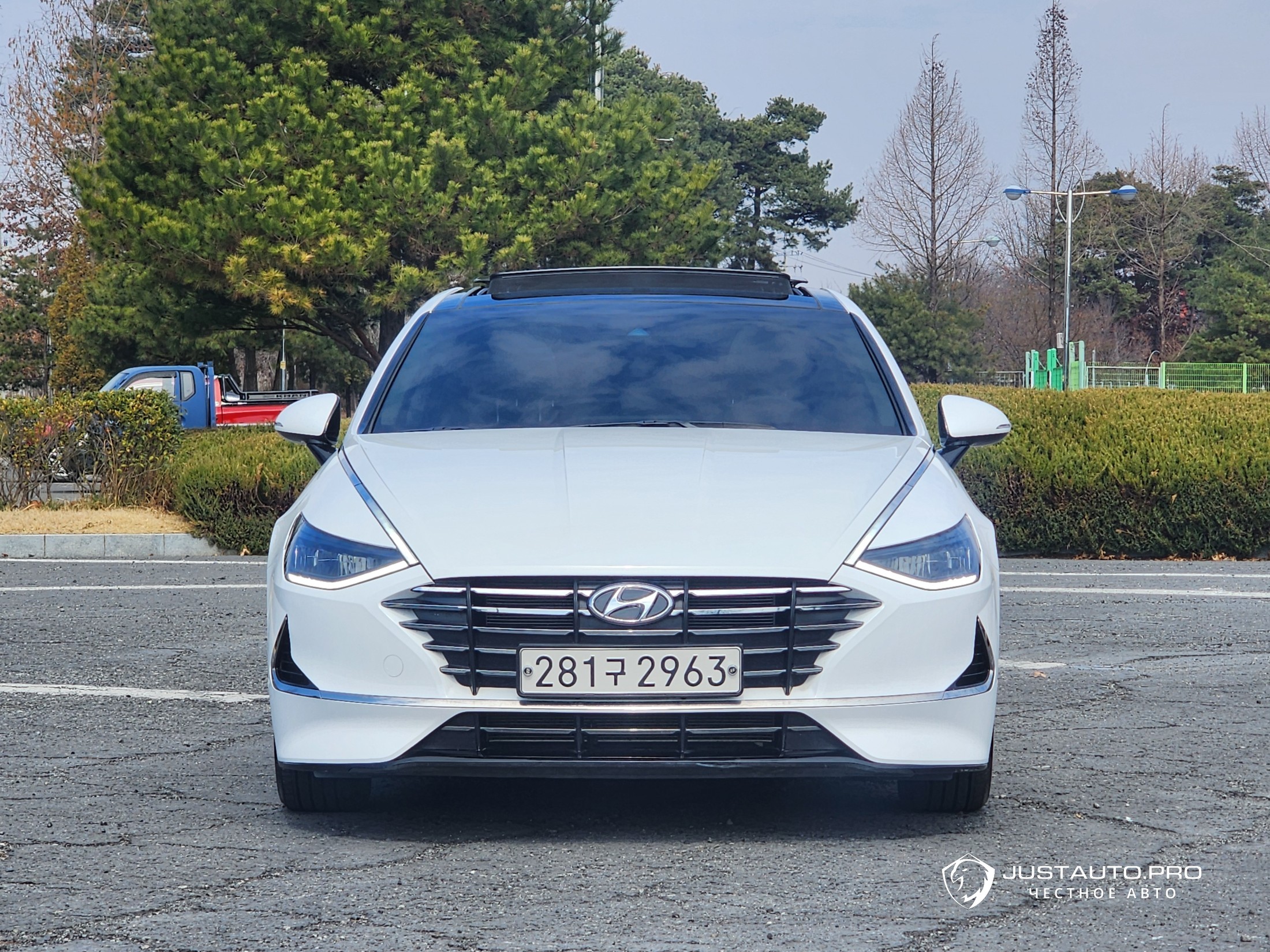 Автомобиль Hyundai Sonata