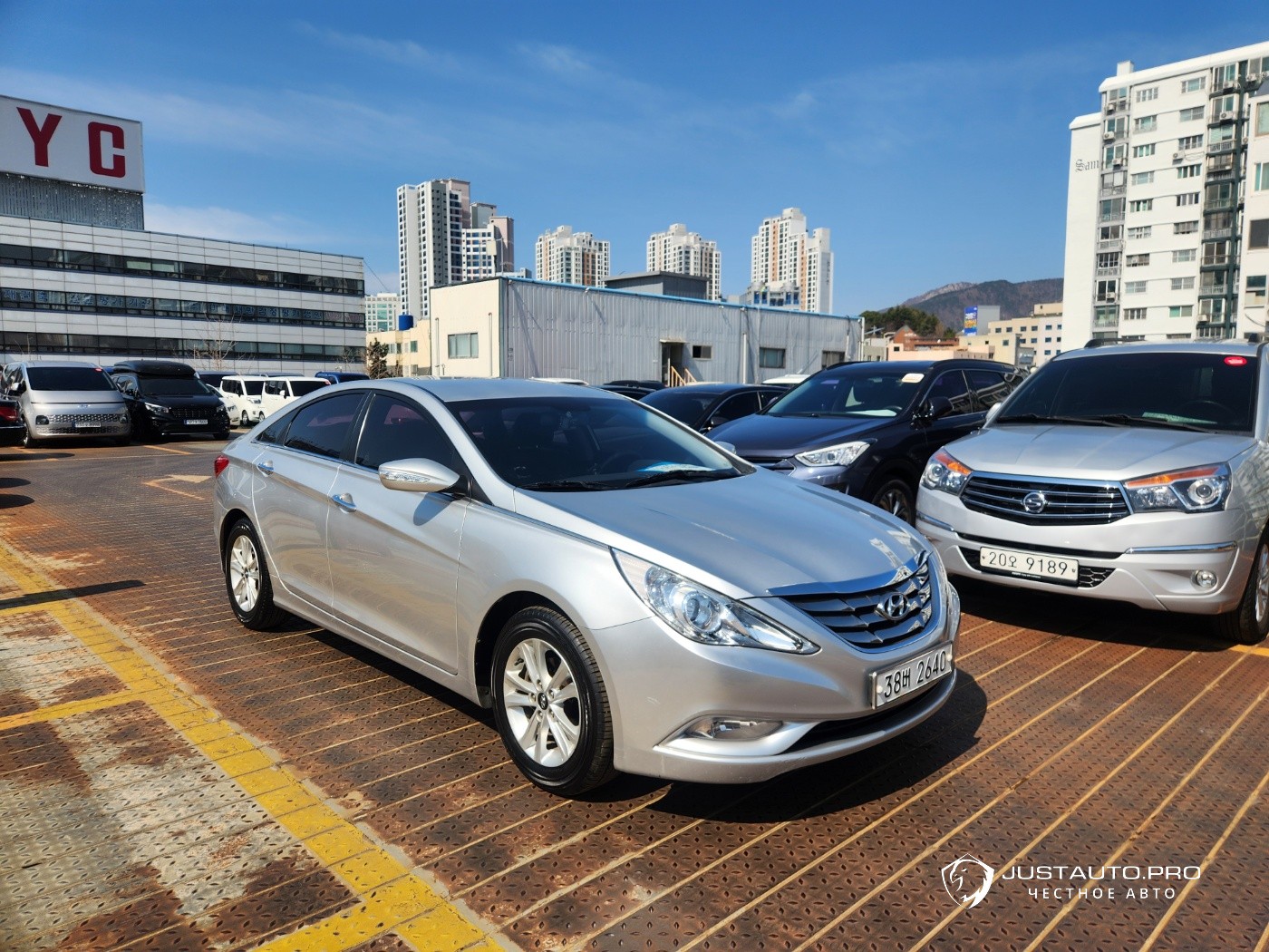 Автомобиль Hyundai Sonata