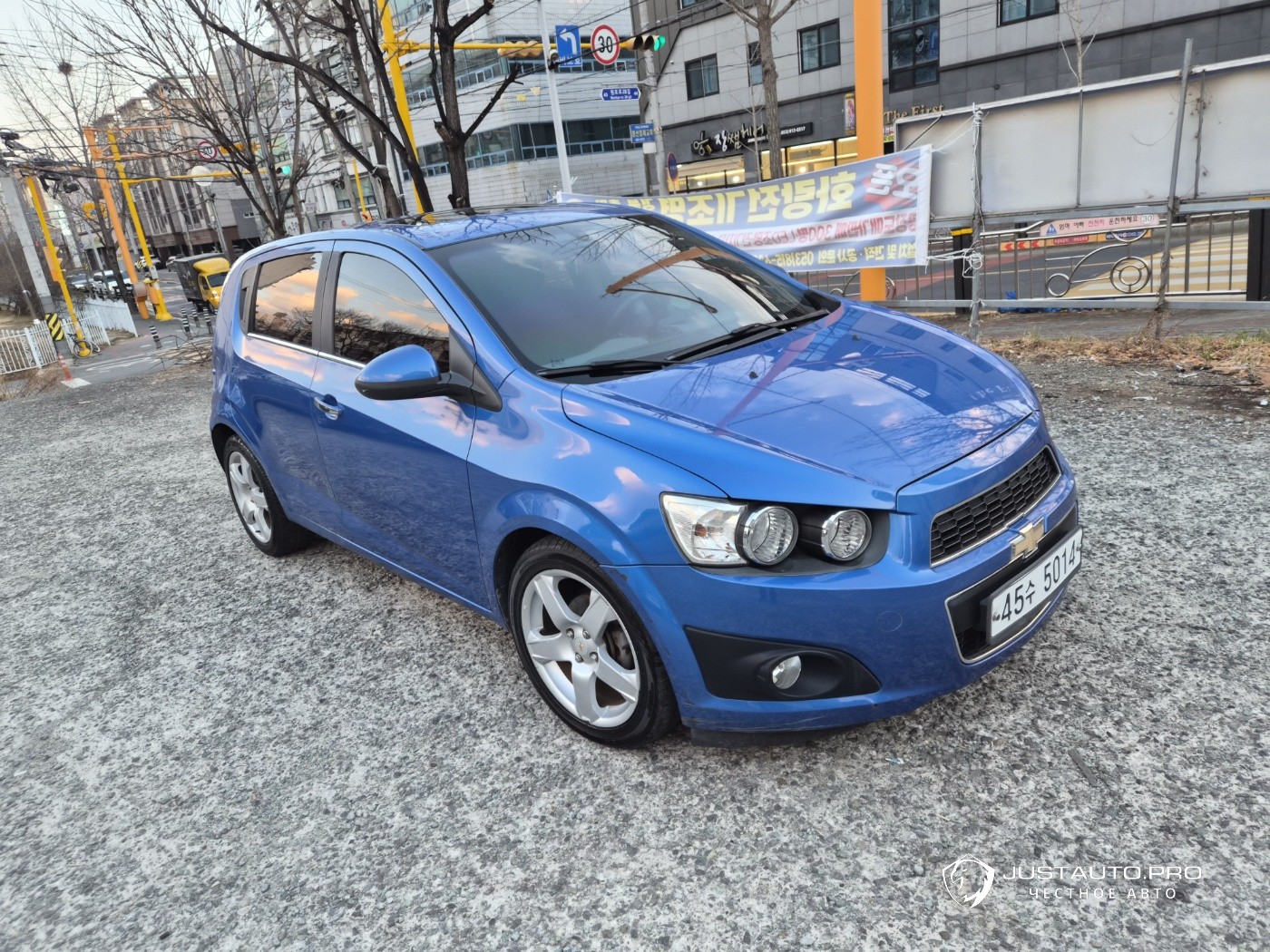 Автомобиль ChevroletGMDaewoo Aveo