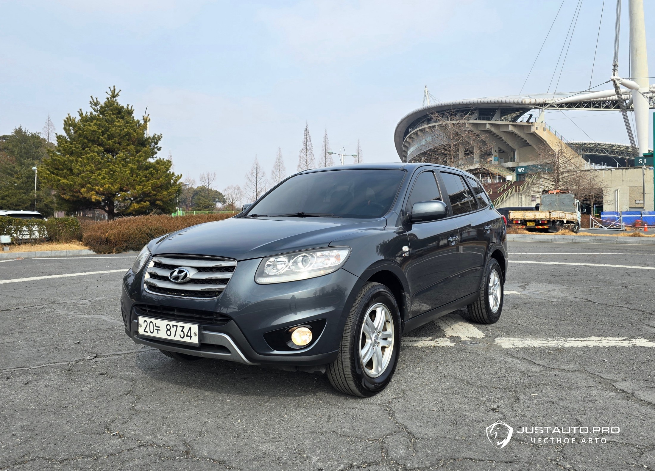 Автомобиль Hyundai Santafe