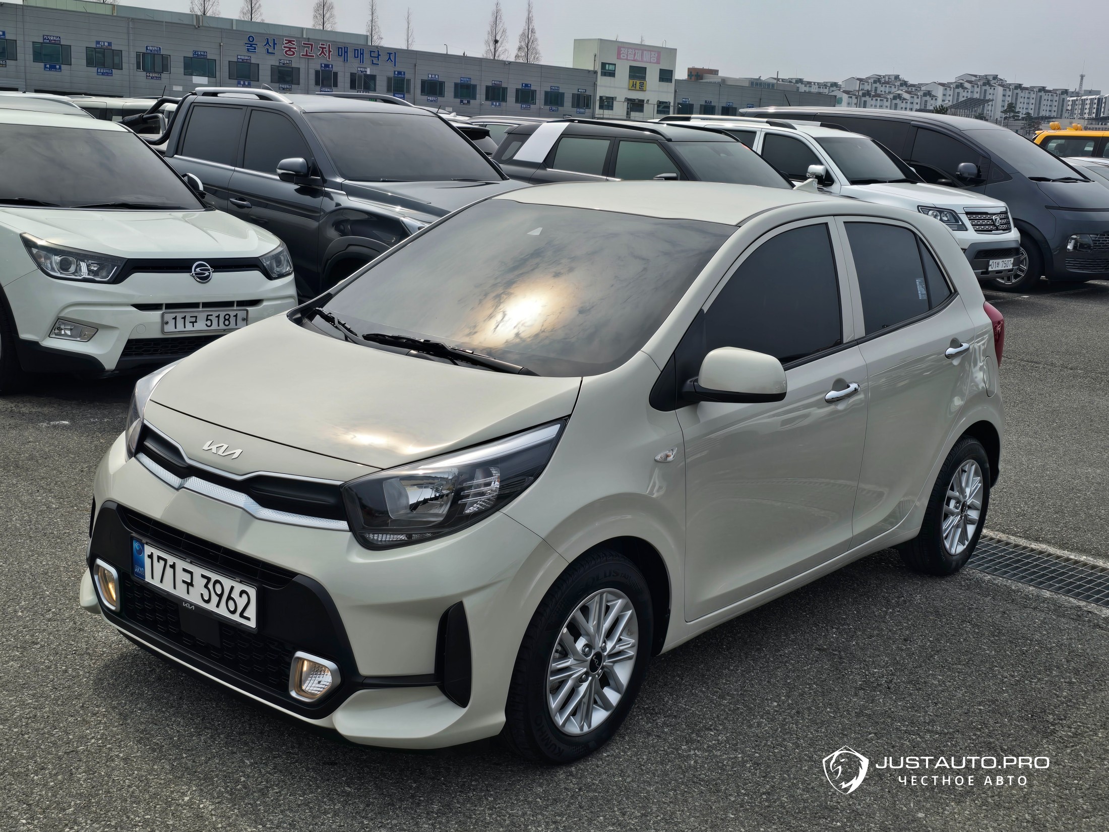 Автомобиль Kia morning