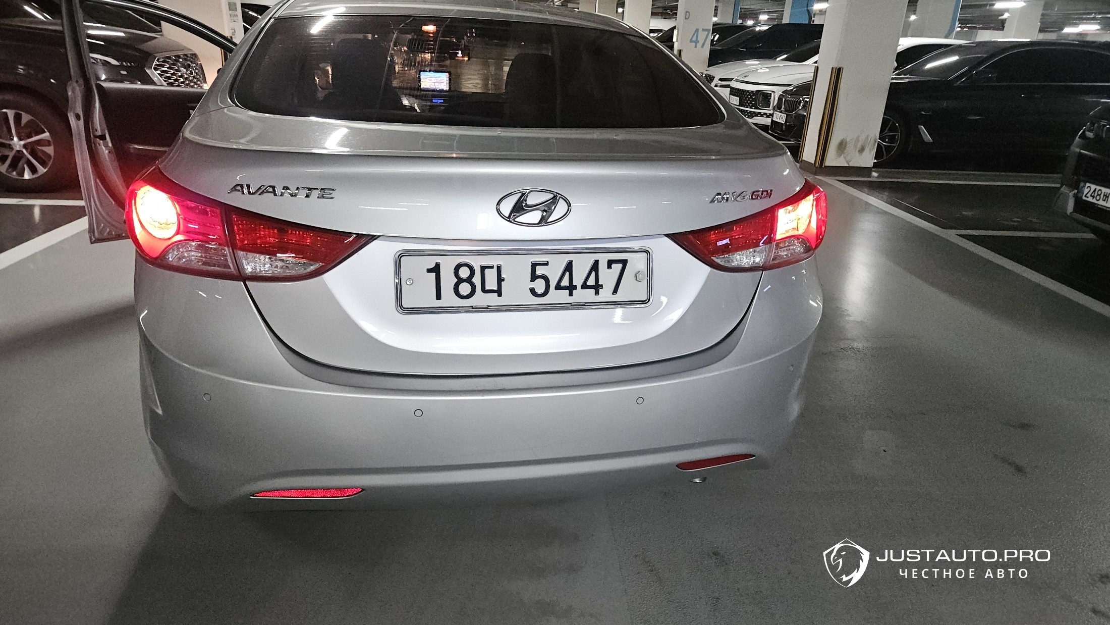 Автомобиль Hyundai AVANTE