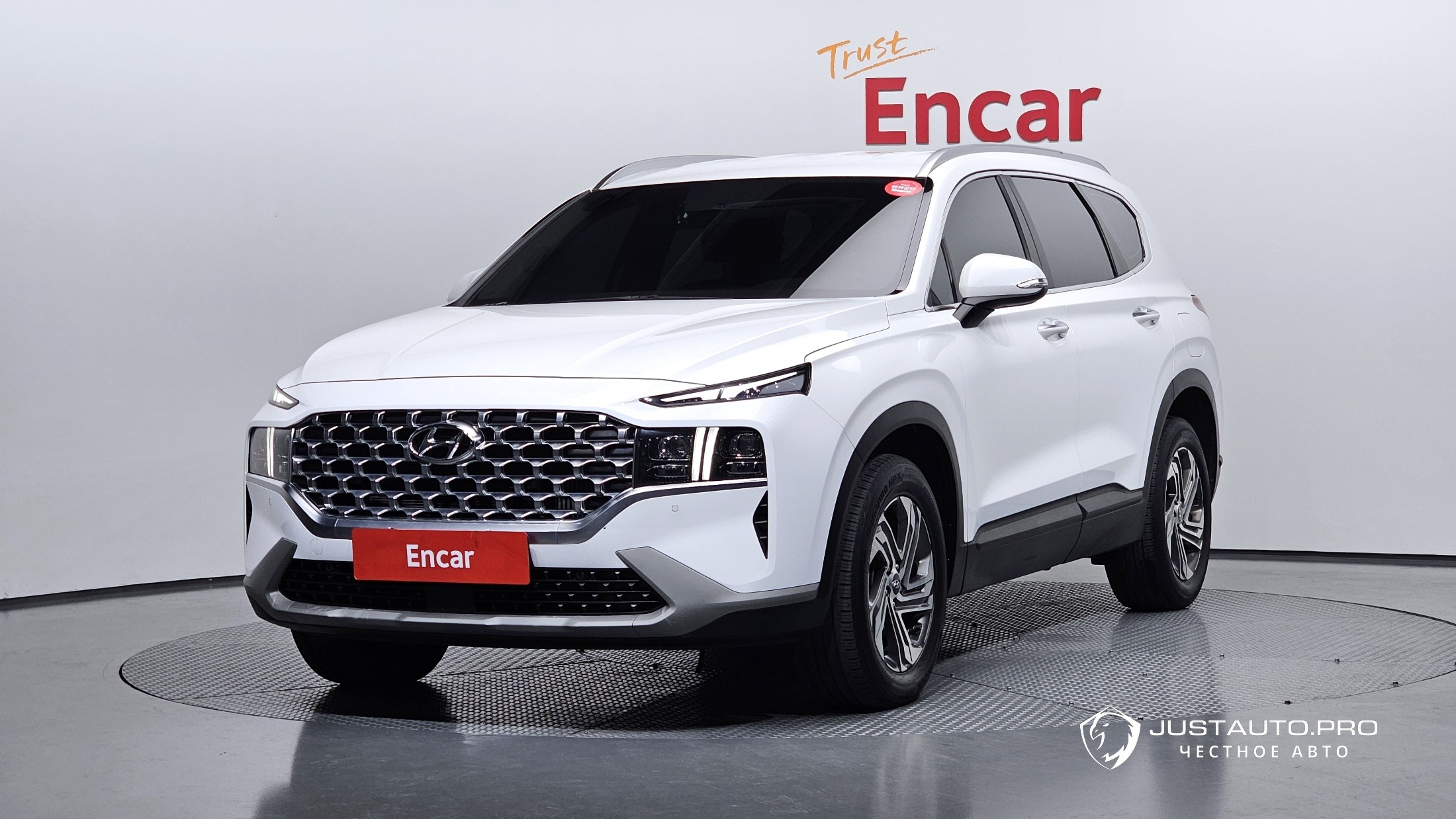 Автомобиль Hyundai Santafe