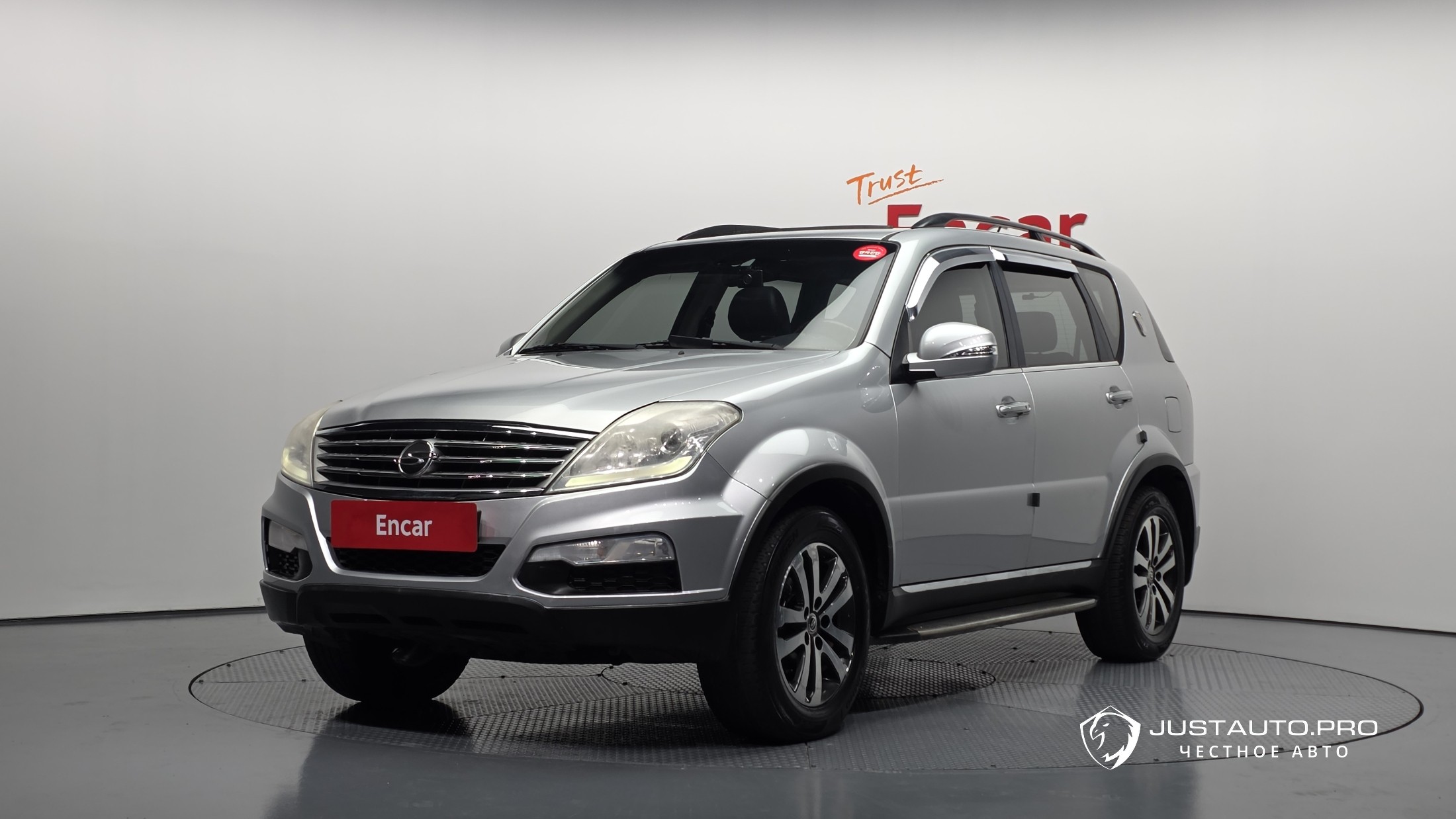Автомобиль KG_Mobility_Ssangyong Rexton
