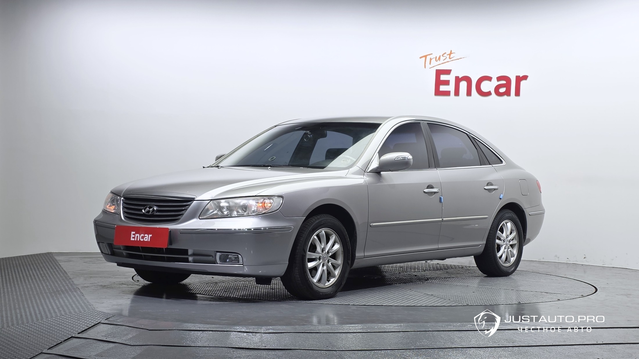 Автомобиль Hyundai Grandeur