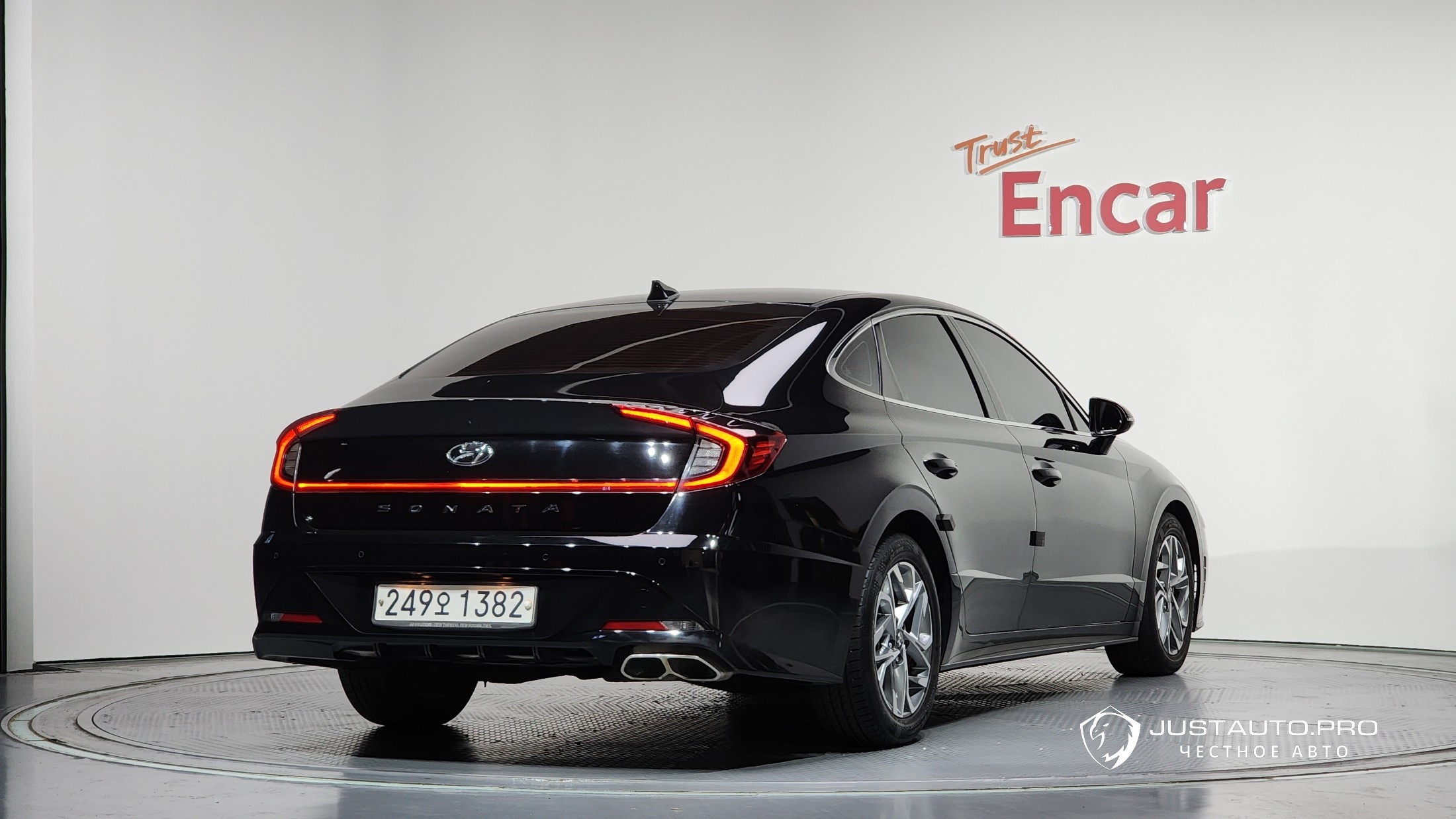 Автомобиль Hyundai Sonata
