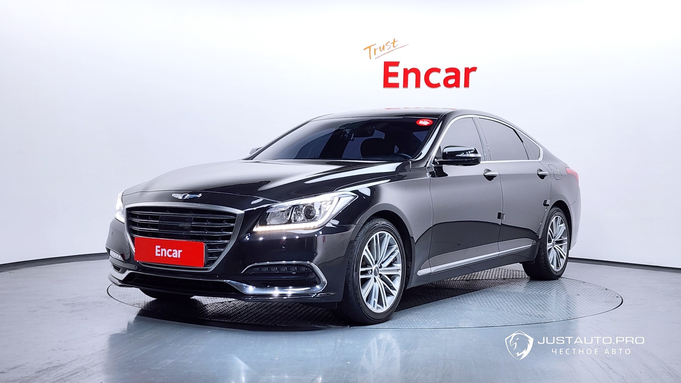 Автомобиль Genesis G80