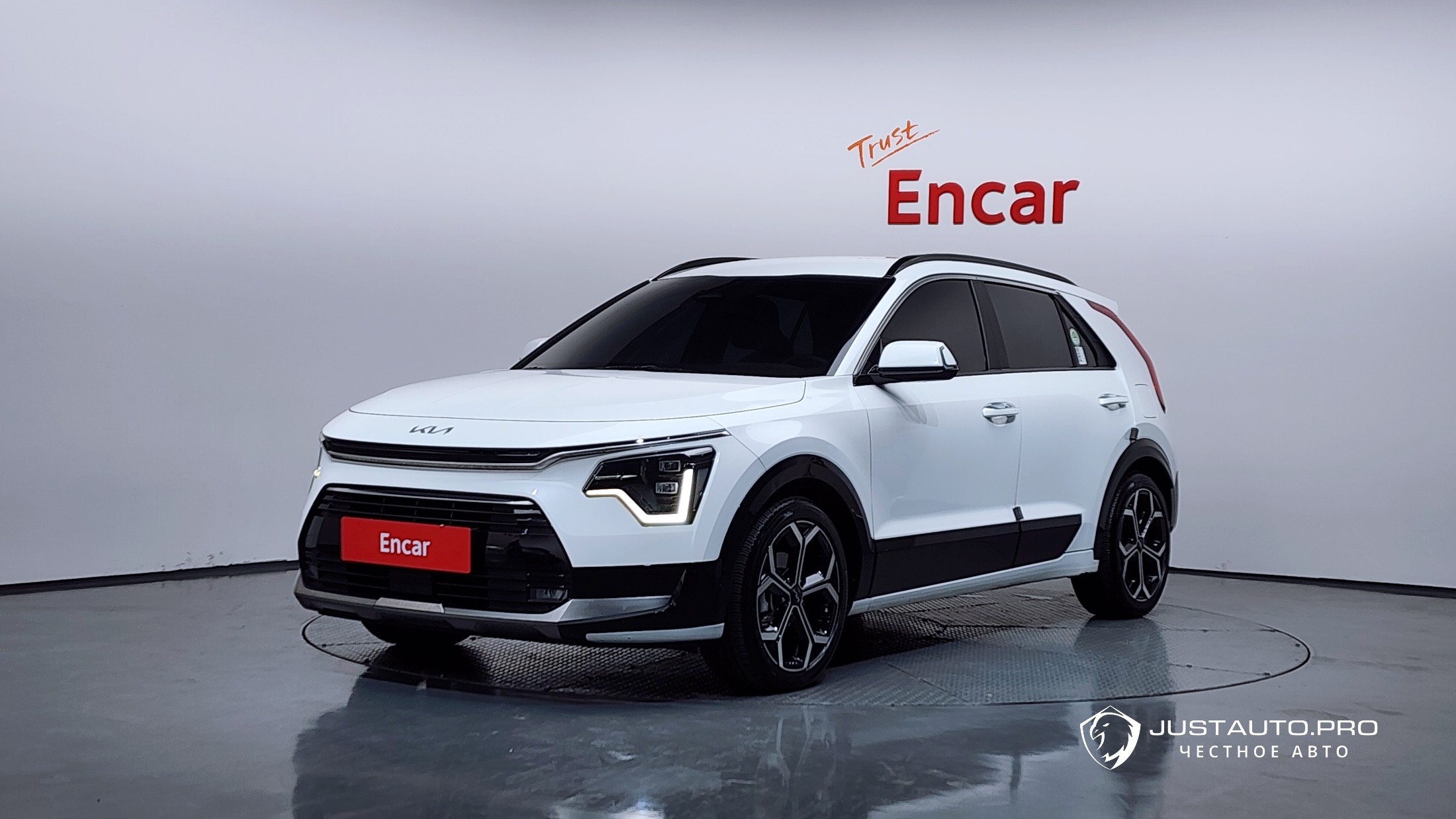 Автомобиль Kia Niro