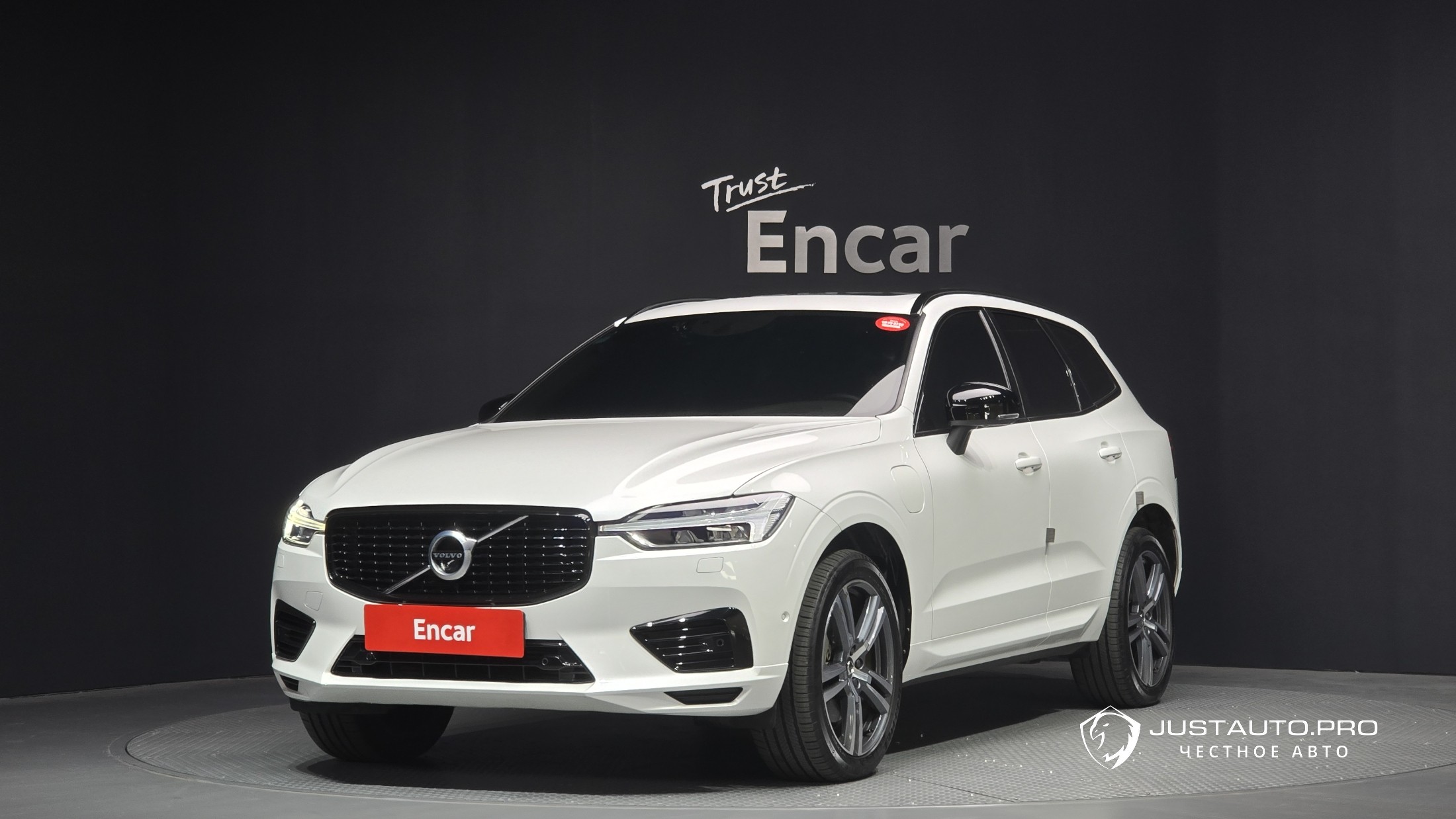 Автомобиль Volvo XC60