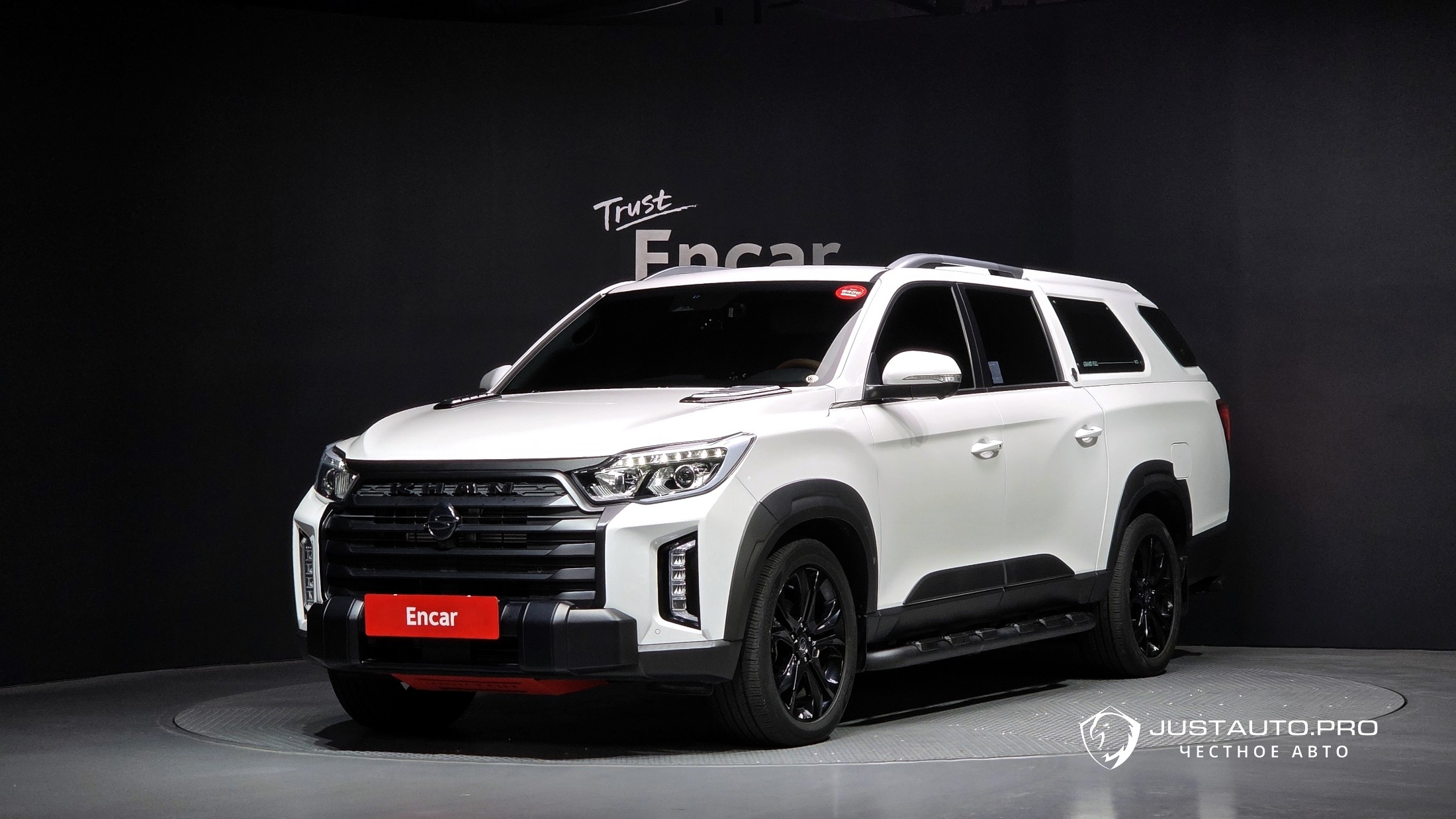 Автомобиль KG_Mobility_Ssangyong Rexton