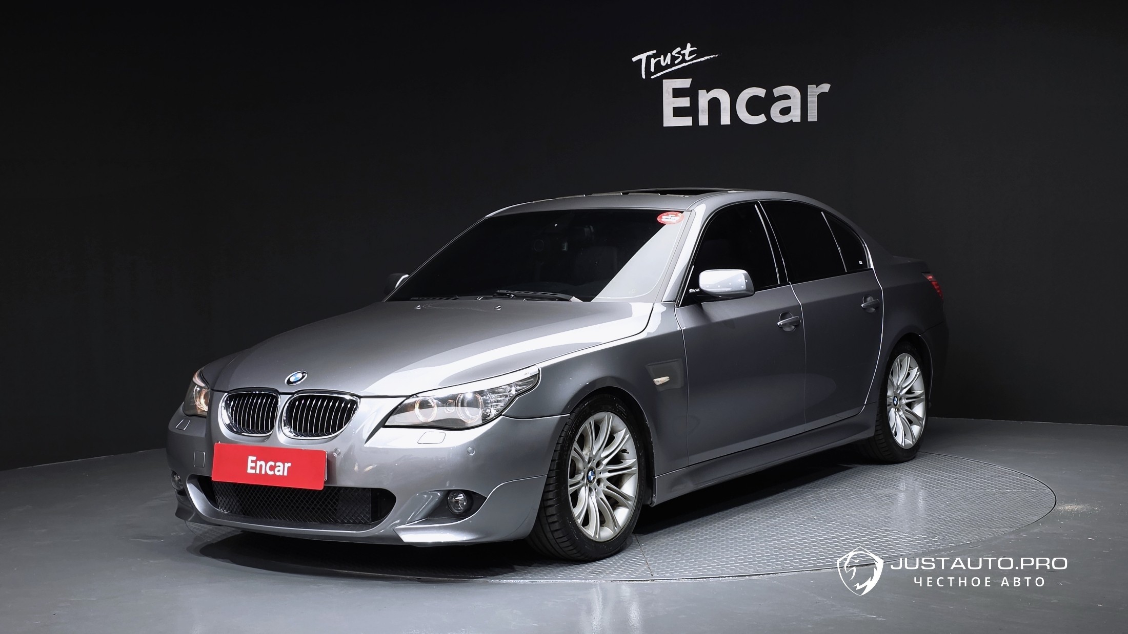 Автомобиль BMW 5-Series