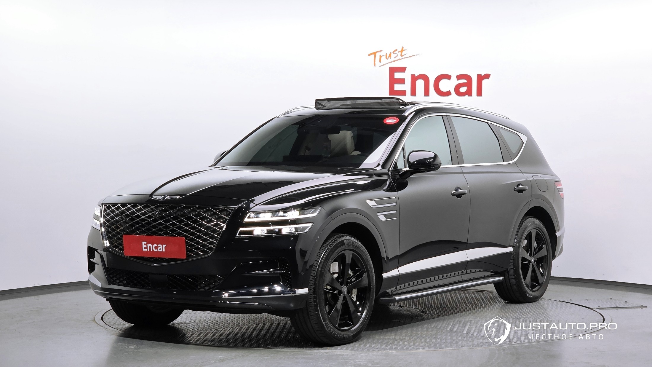 Автомобиль Genesis GV80
