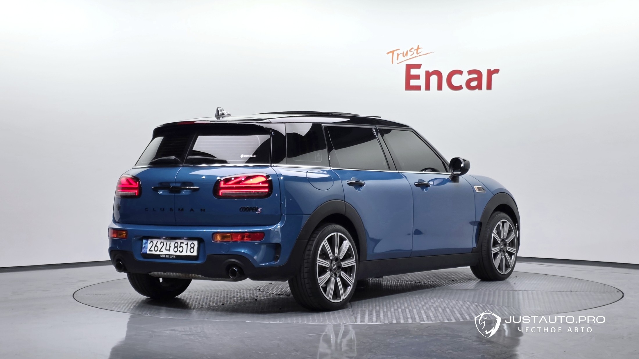 Автомобиль Mini Clubman