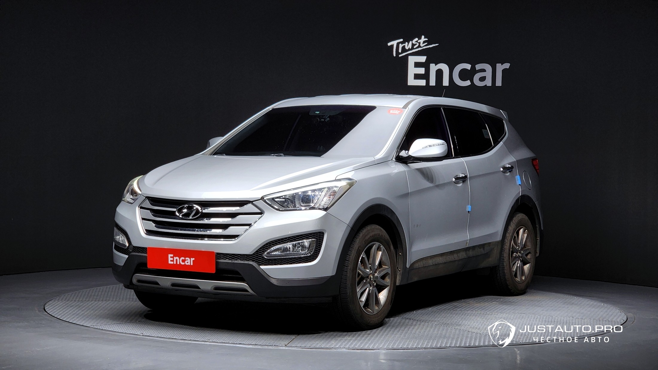 Автомобиль Hyundai Santafe