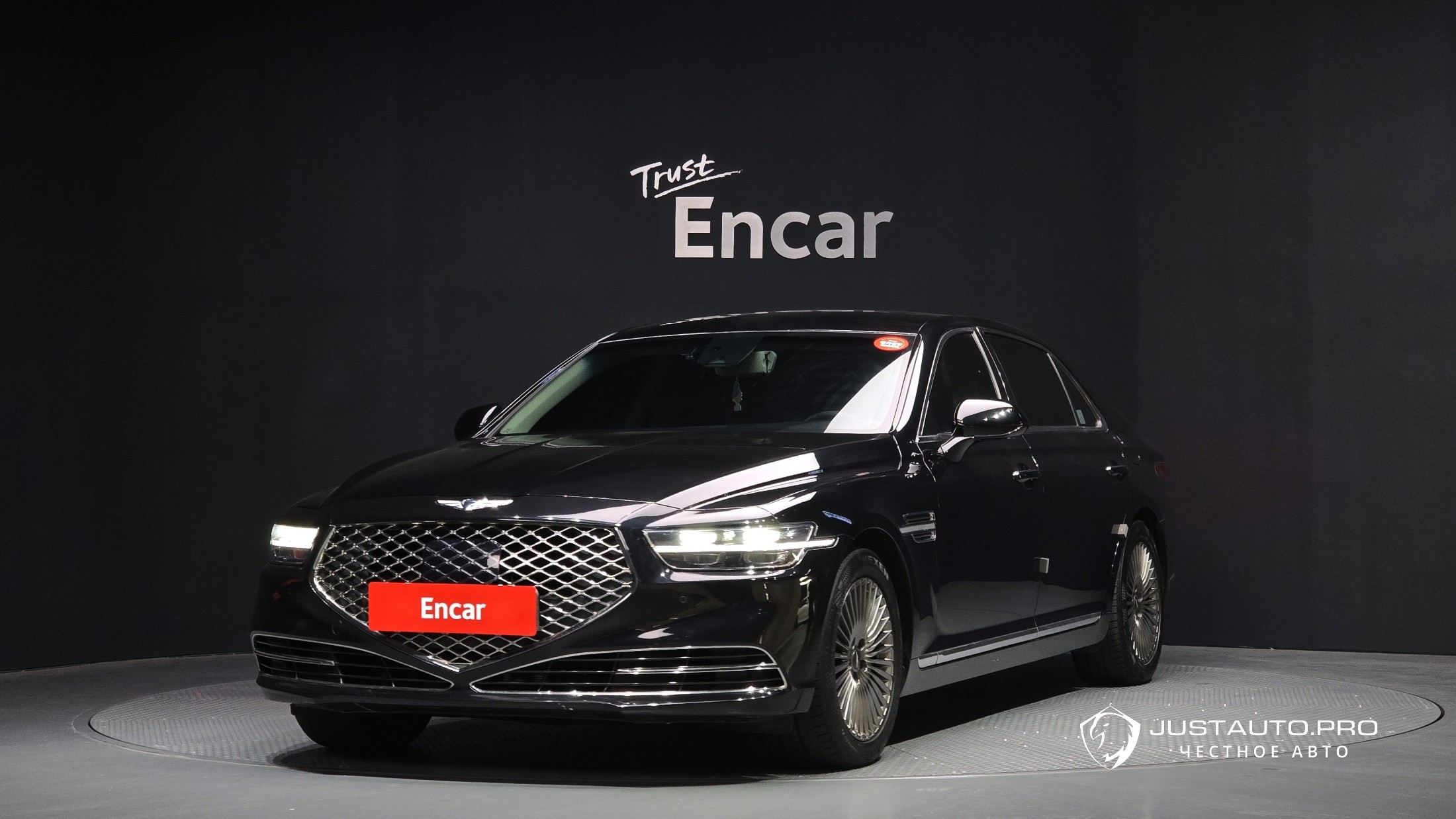 Автомобиль Genesis G90