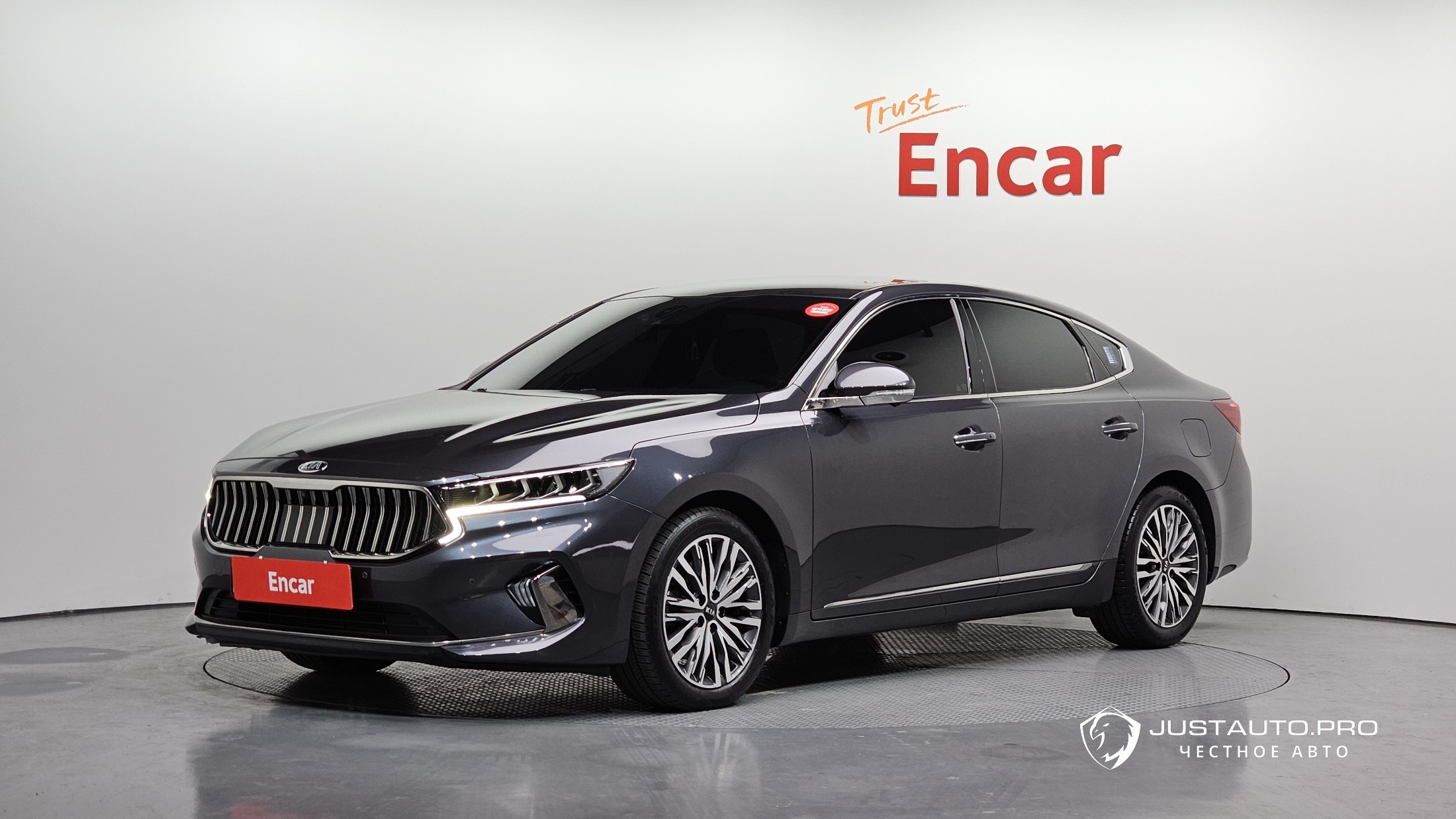 Автомобиль Kia K7
