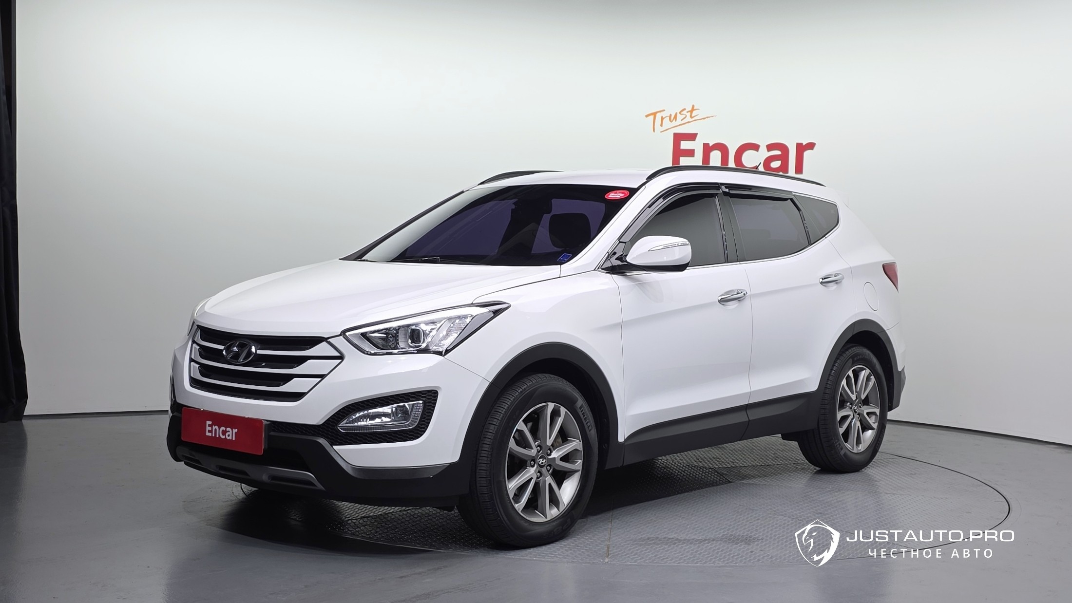 Автомобиль Hyundai Santafe