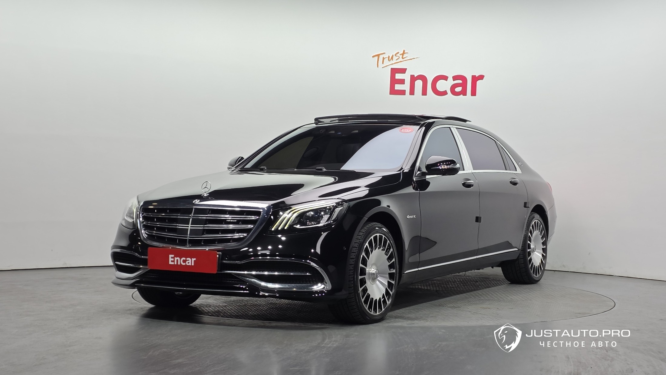 Автомобиль Mercedes-Benz S-Class