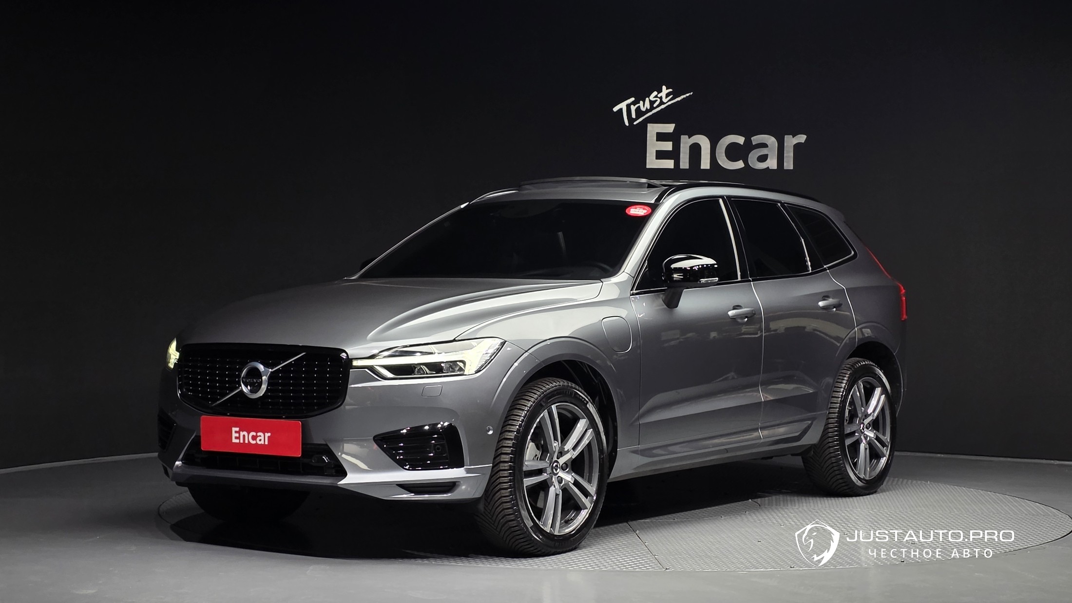 Автомобиль Volvo XC60