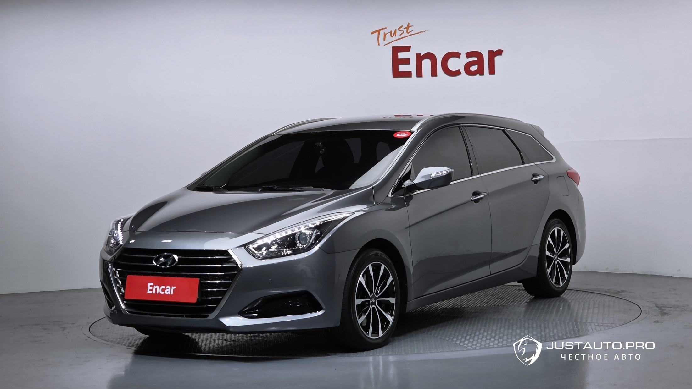 Автомобиль Hyundai i40