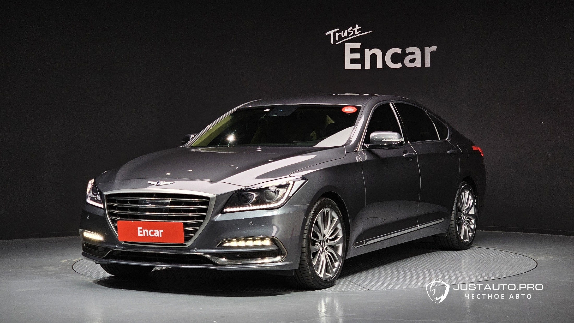 Автомобиль Genesis G80