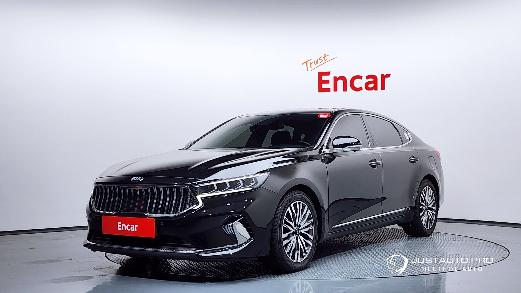 Автомобиль Kia K7