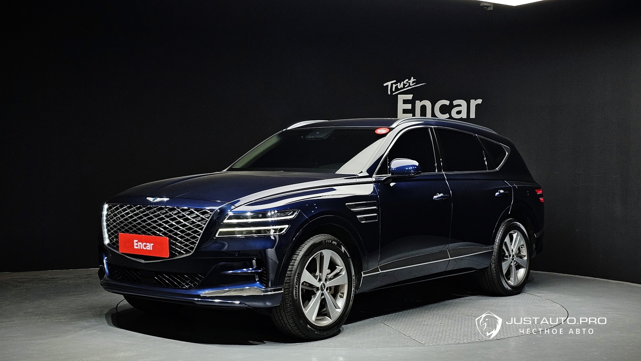 Автомобиль Genesis GV80